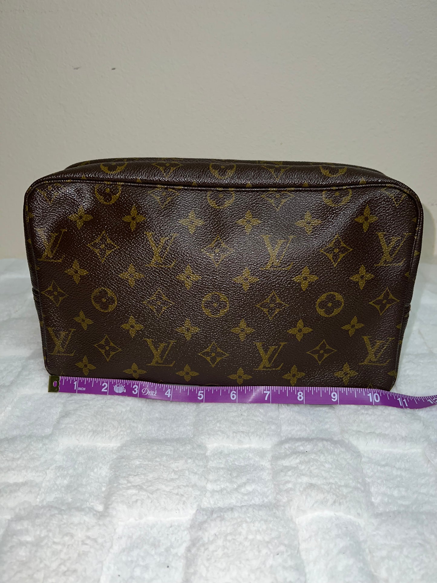 TROUSSE 28 MONOGRAM