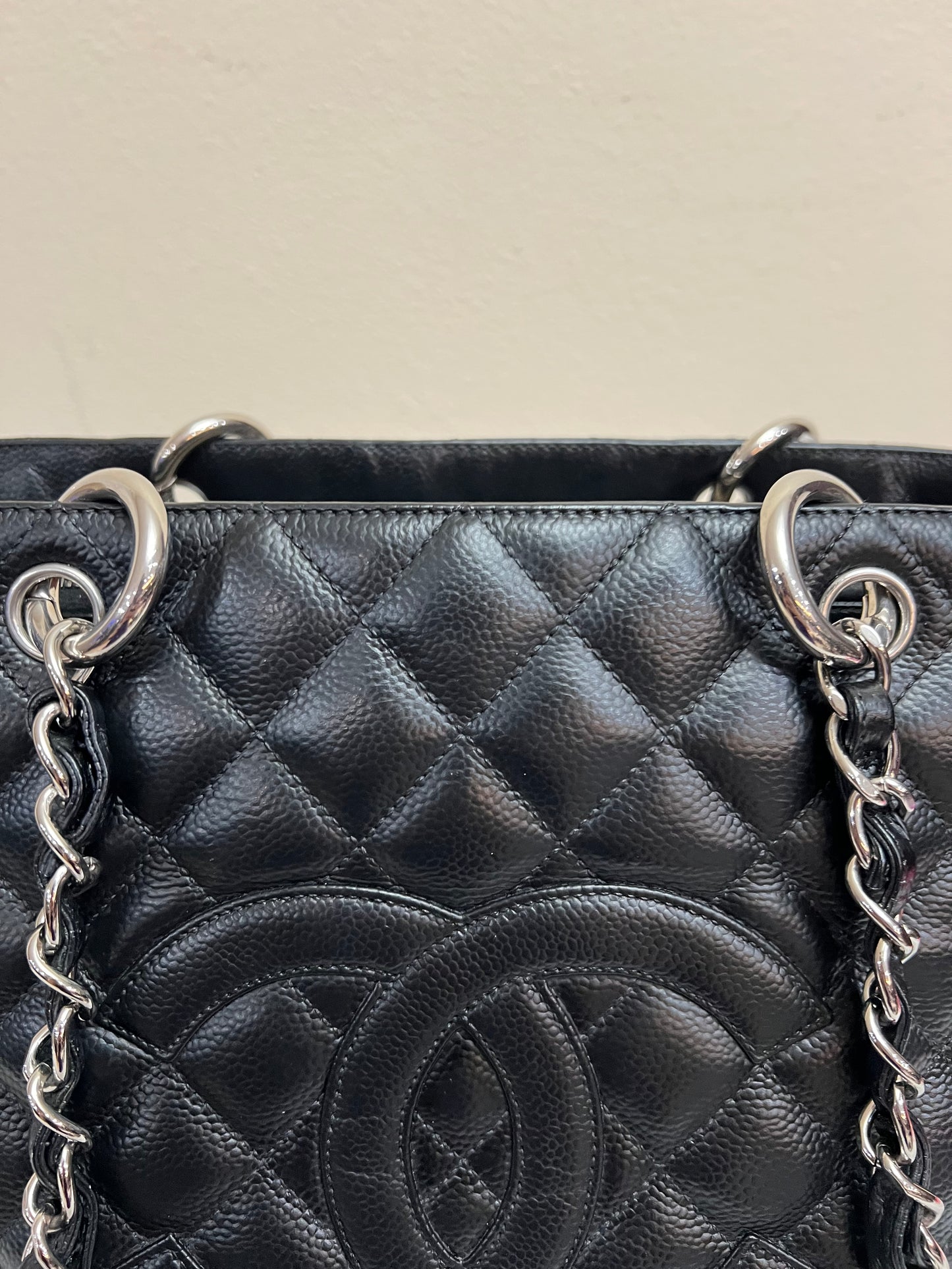 GST CAVIAR BLACK SHW