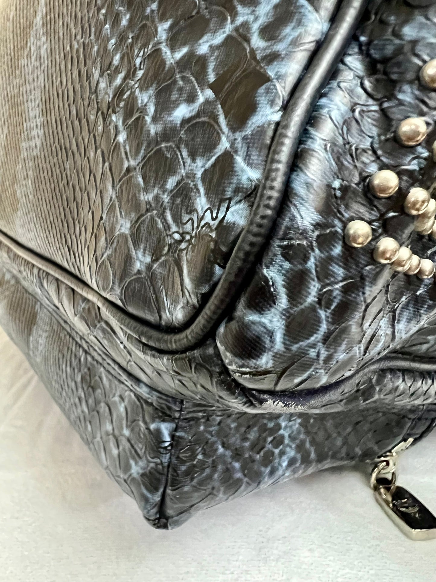 MCM BAGPACK SNAKESKIN LIMITED EDITION BLUE
