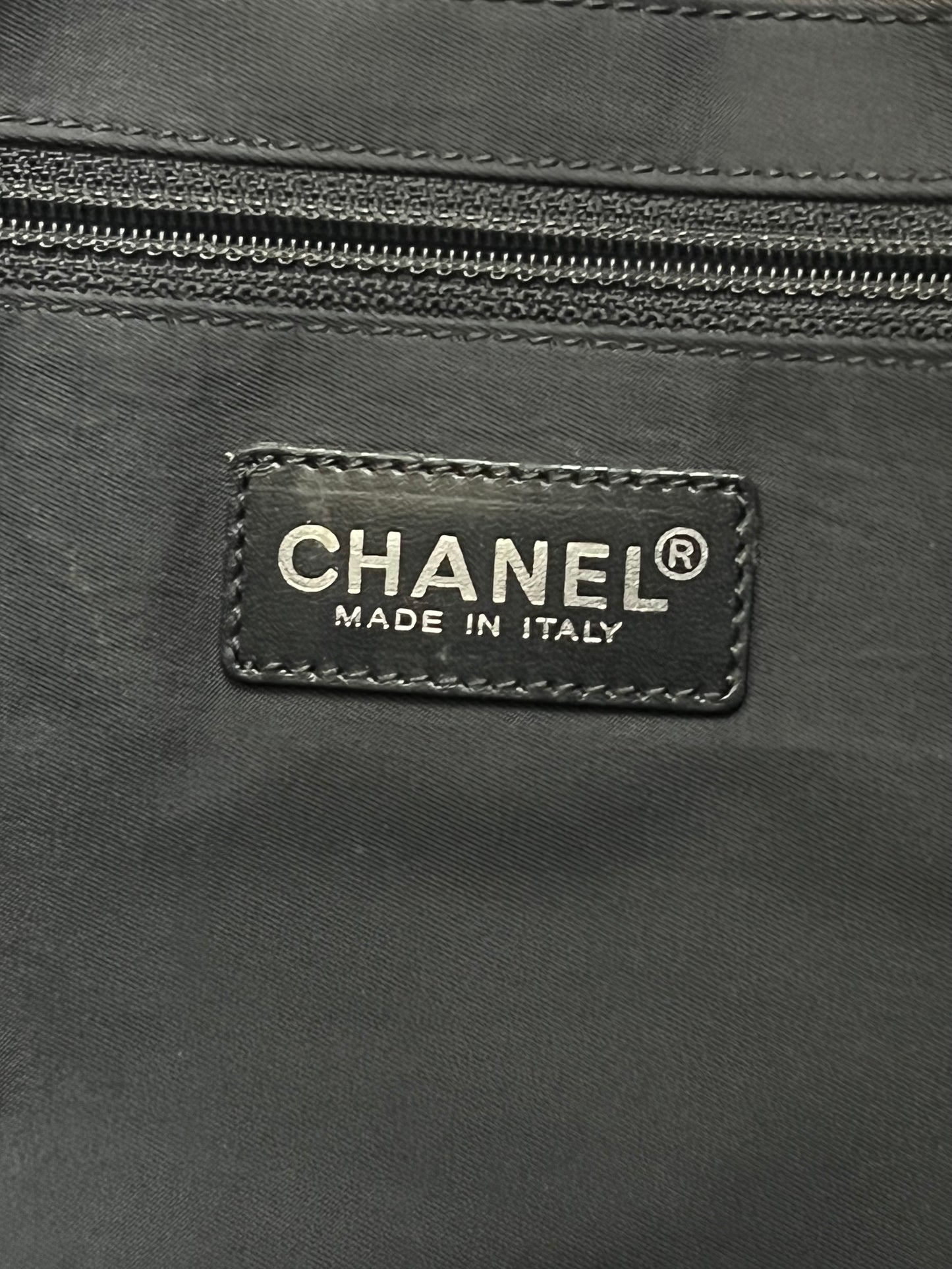 TRAVEL LINE TOTE
