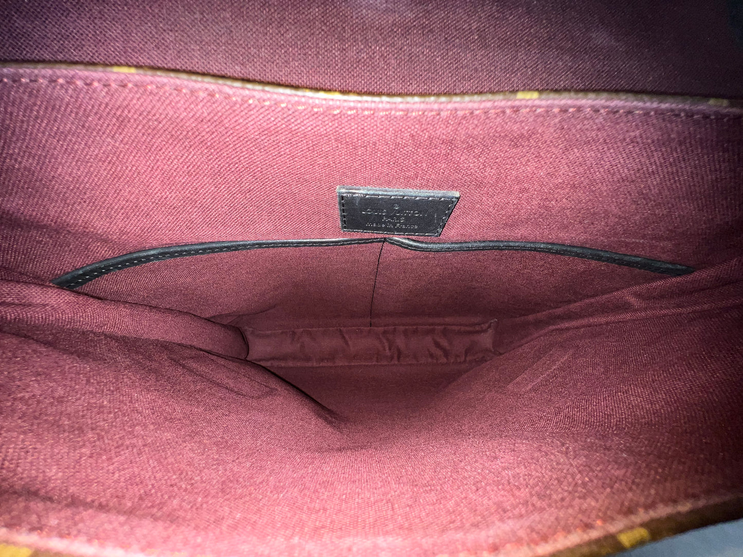 MACASAR CROSSBODY