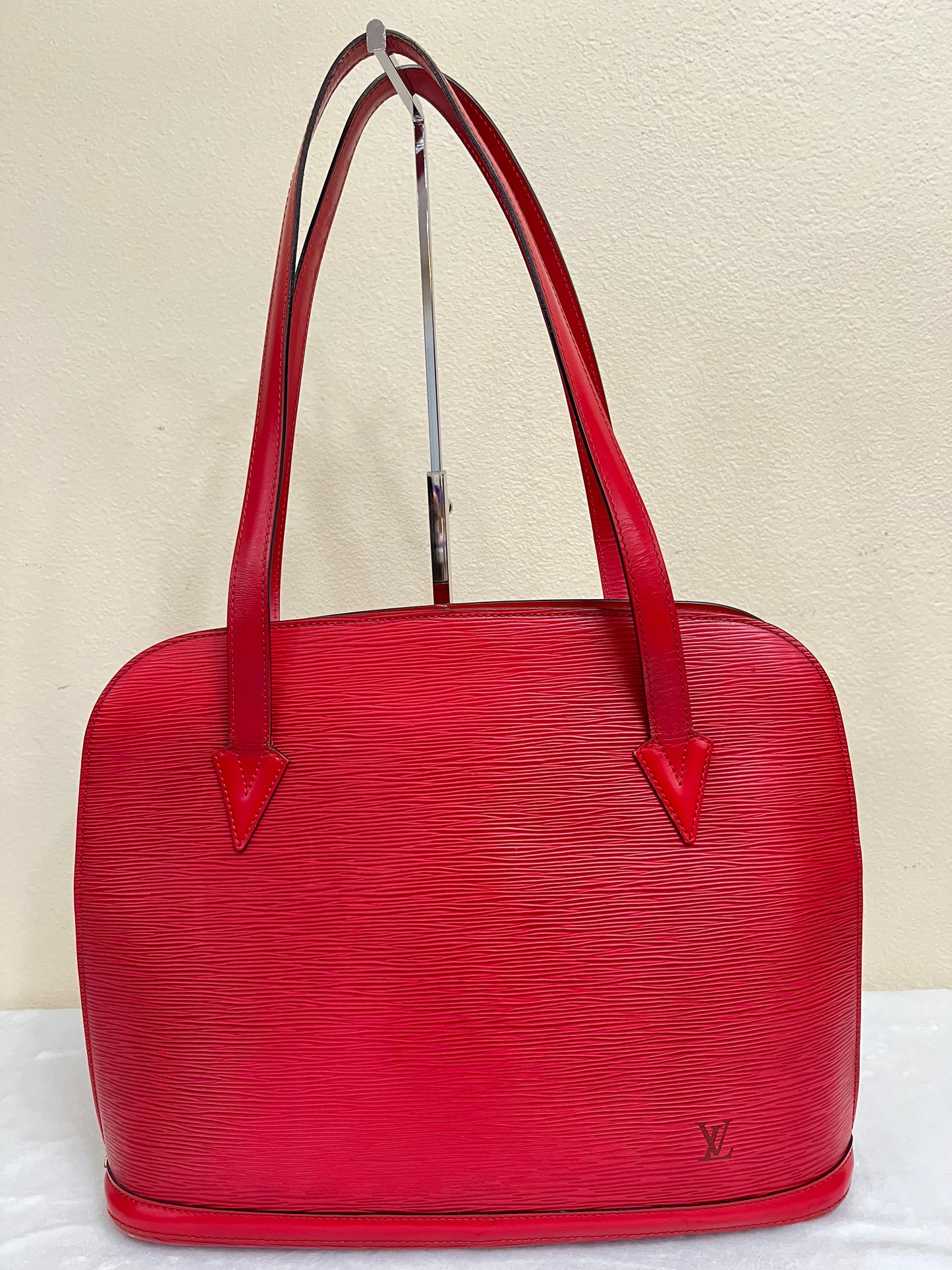 LUSSAC EPI RED