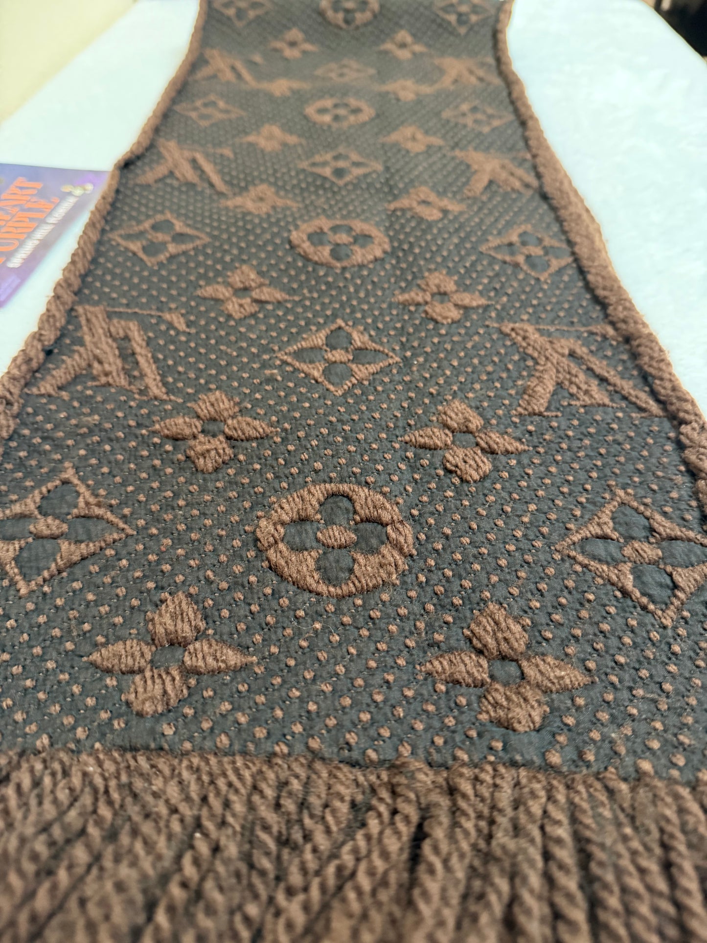 LOGOMANIA SCARF BROWN