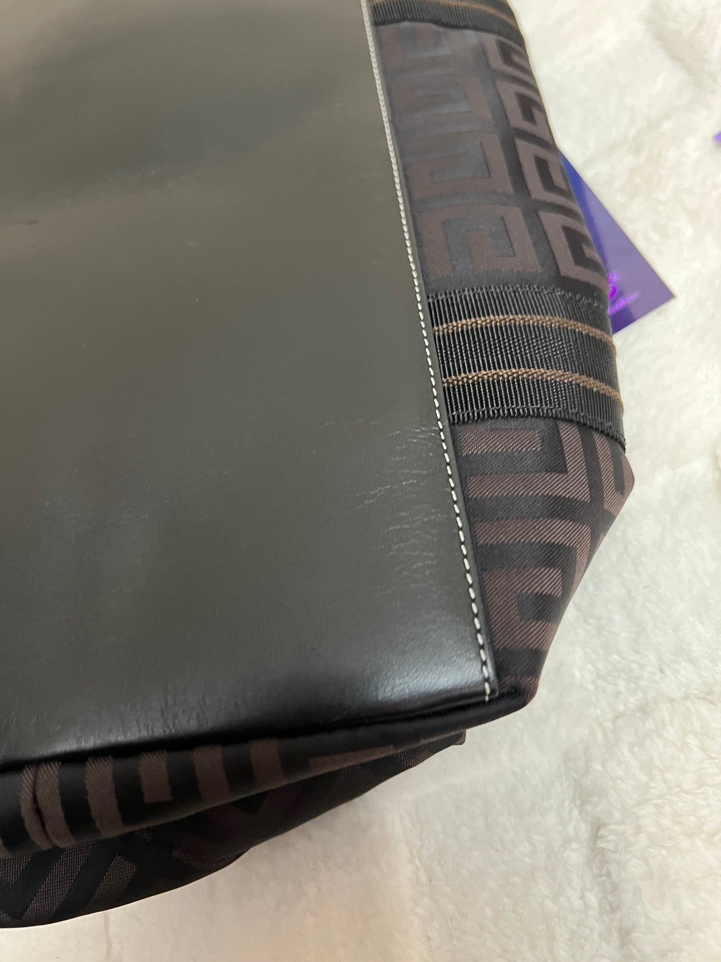 G_I_V_E_N_C_H_Y TOTE