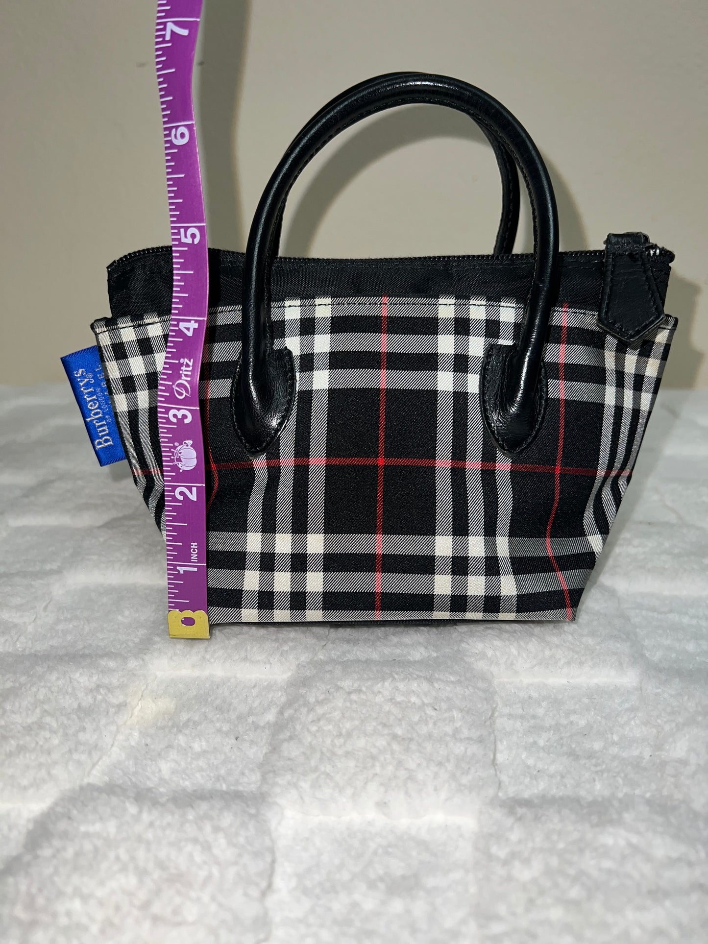B _ B BLACK POUCH