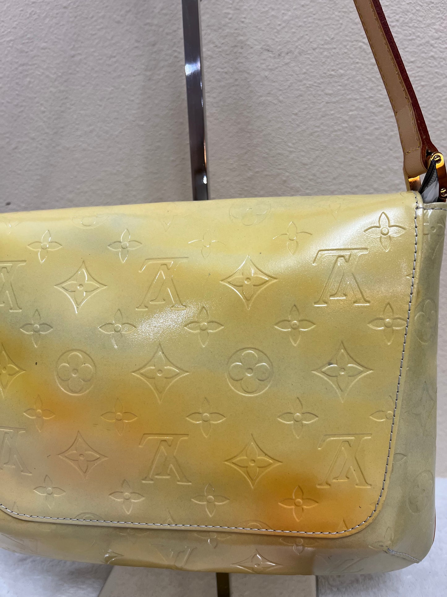 THOMPSON VERNIS YELLOW