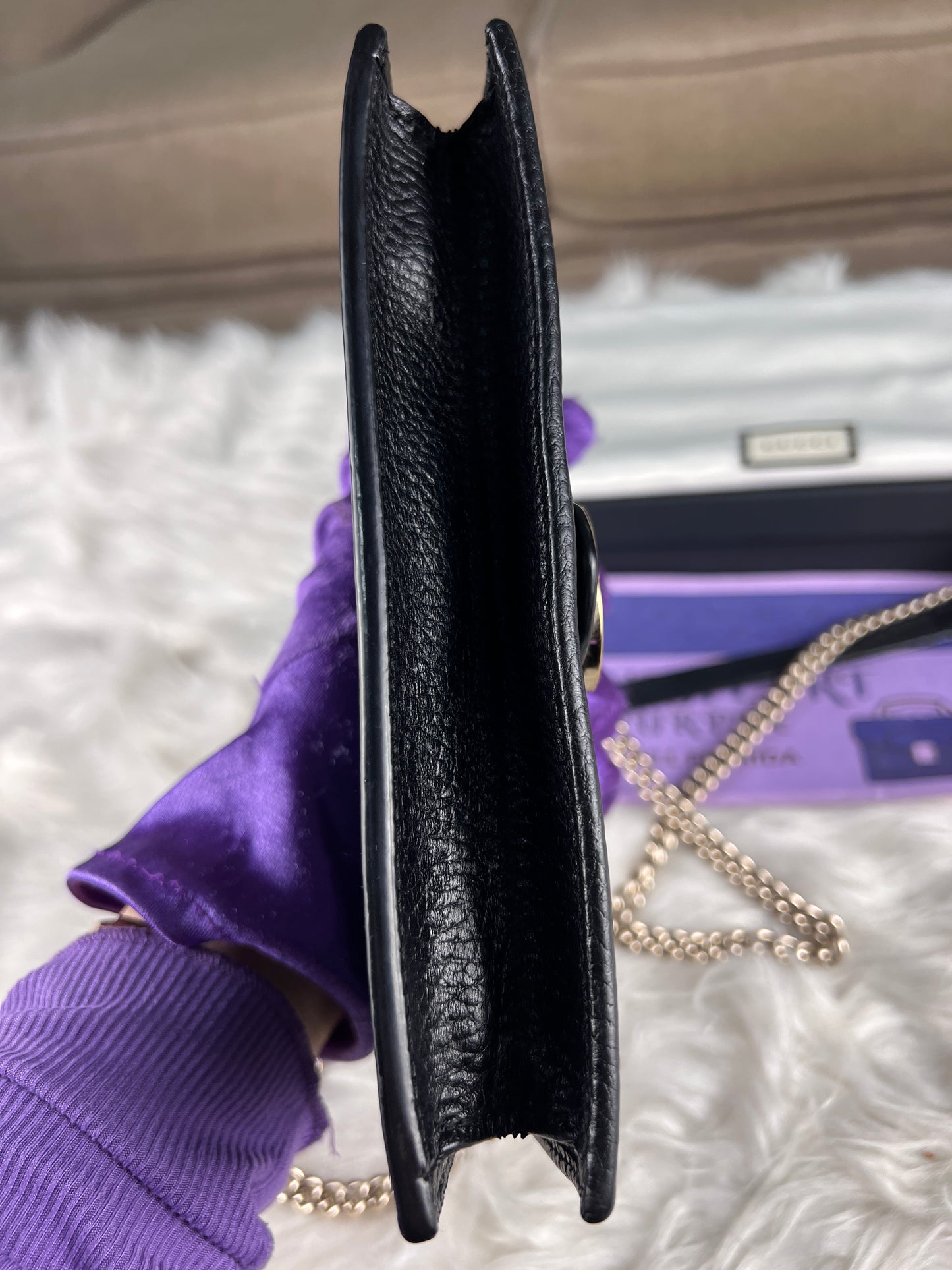 GUCCI INTERLOCKING WALLET ON CHAIN BLACK