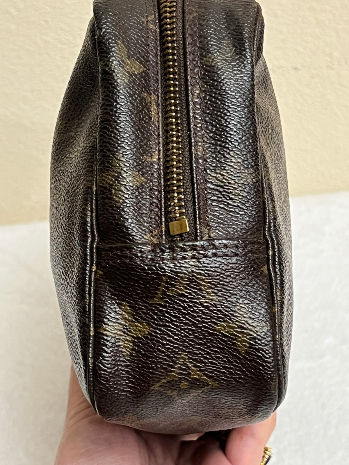 TROUSSE 23 MONO