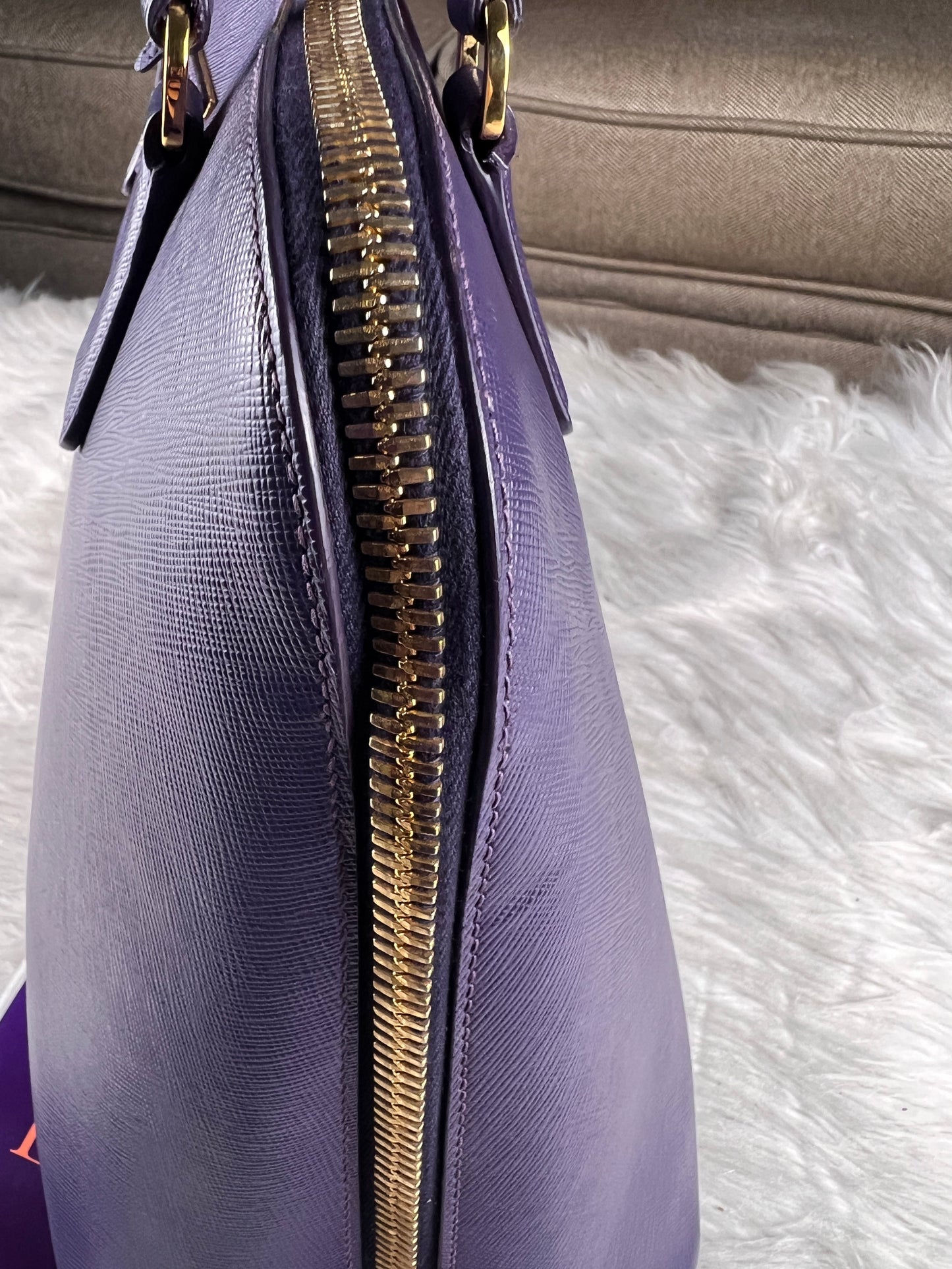 SAFFIANO PROMENADE HANDBAG