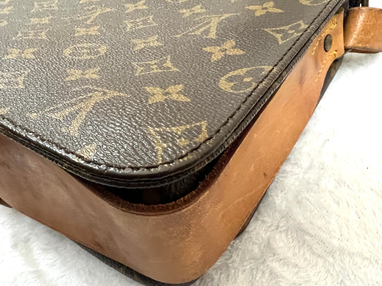 CARTOUCHIERE GM MONOGRAM
