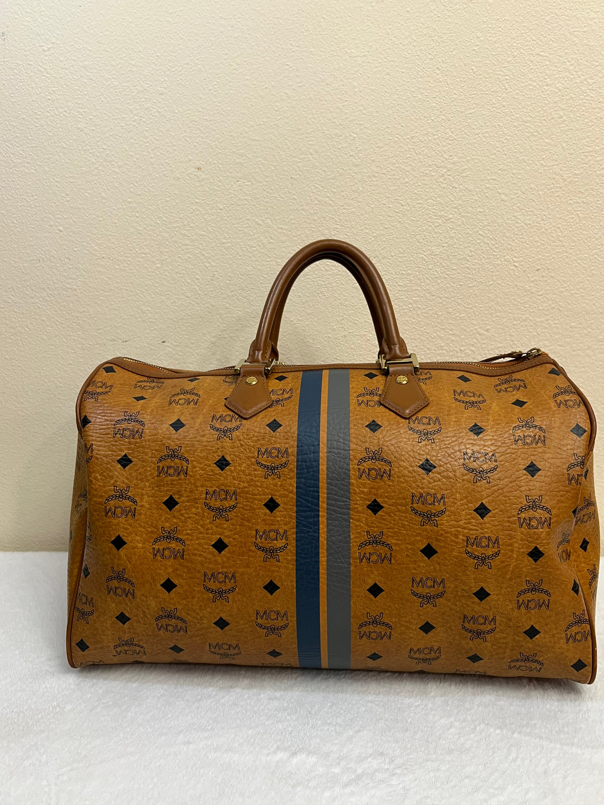 MCM DUFFLE 40 COGNAC