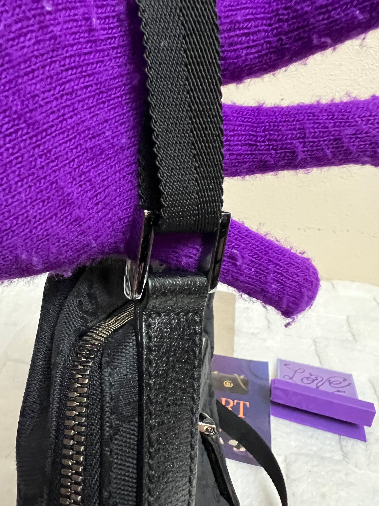 G _ G CROSSBODY BLACK