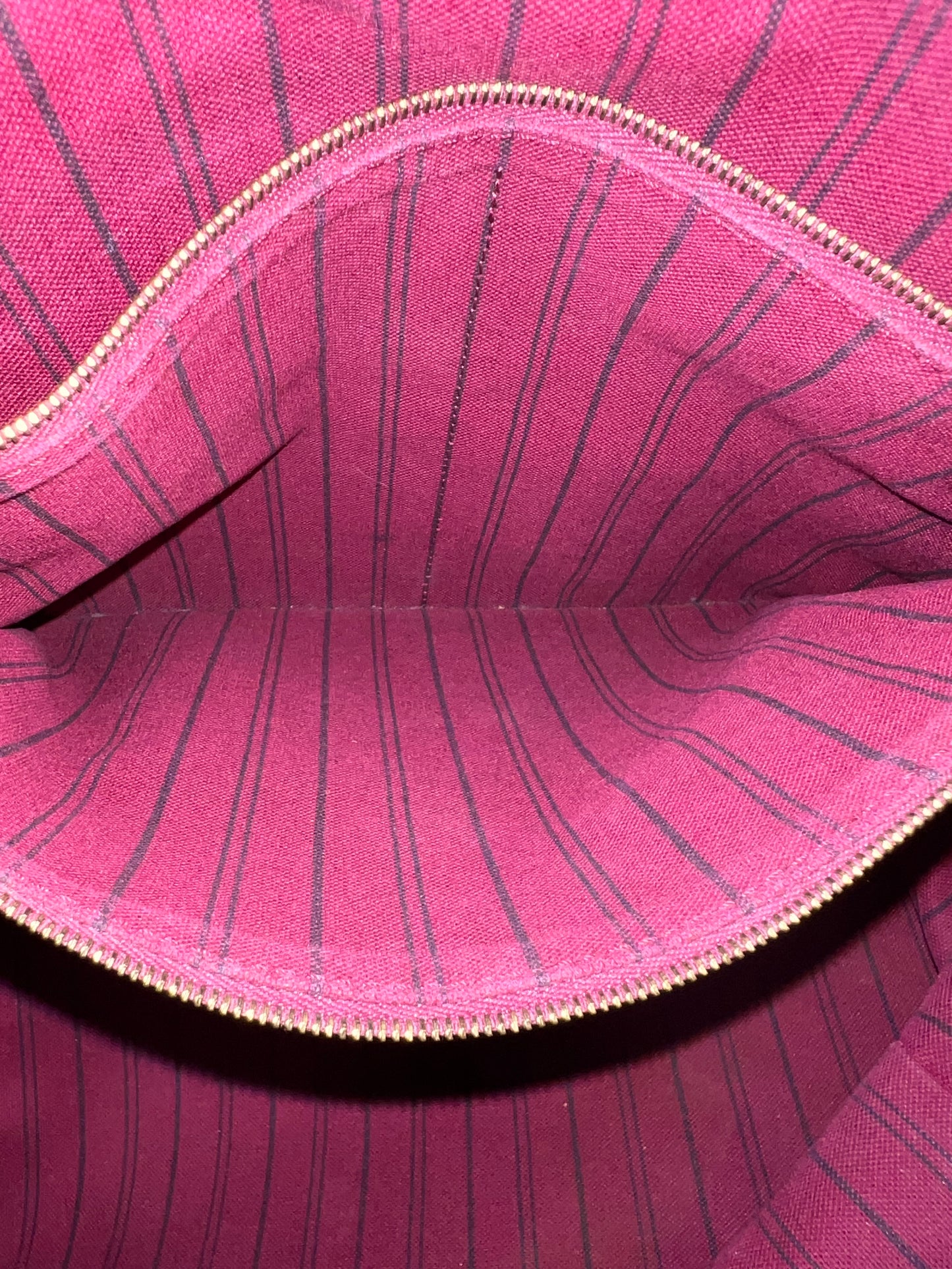 LUMINEUSE EMPRIENTE BURGUNDY