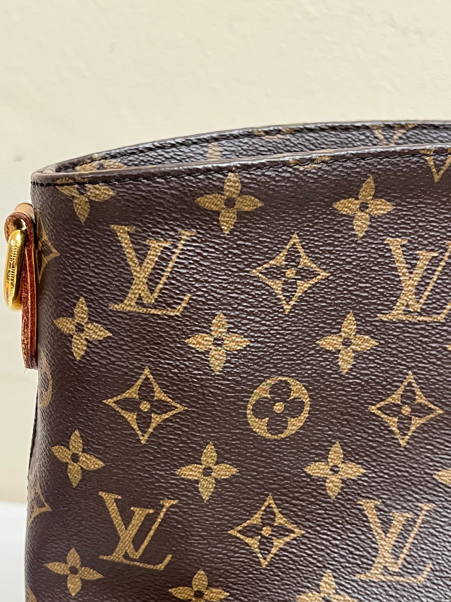 MELIE MONOGRAM