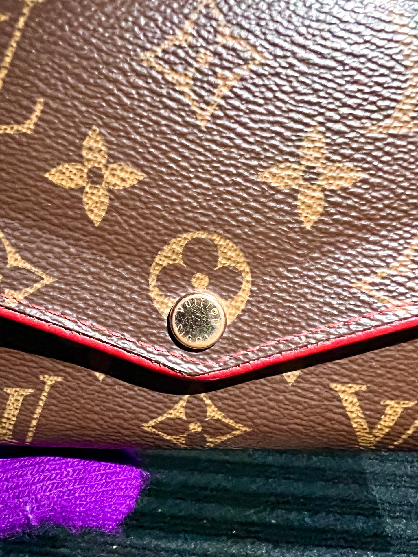 SARA WALLET MONO