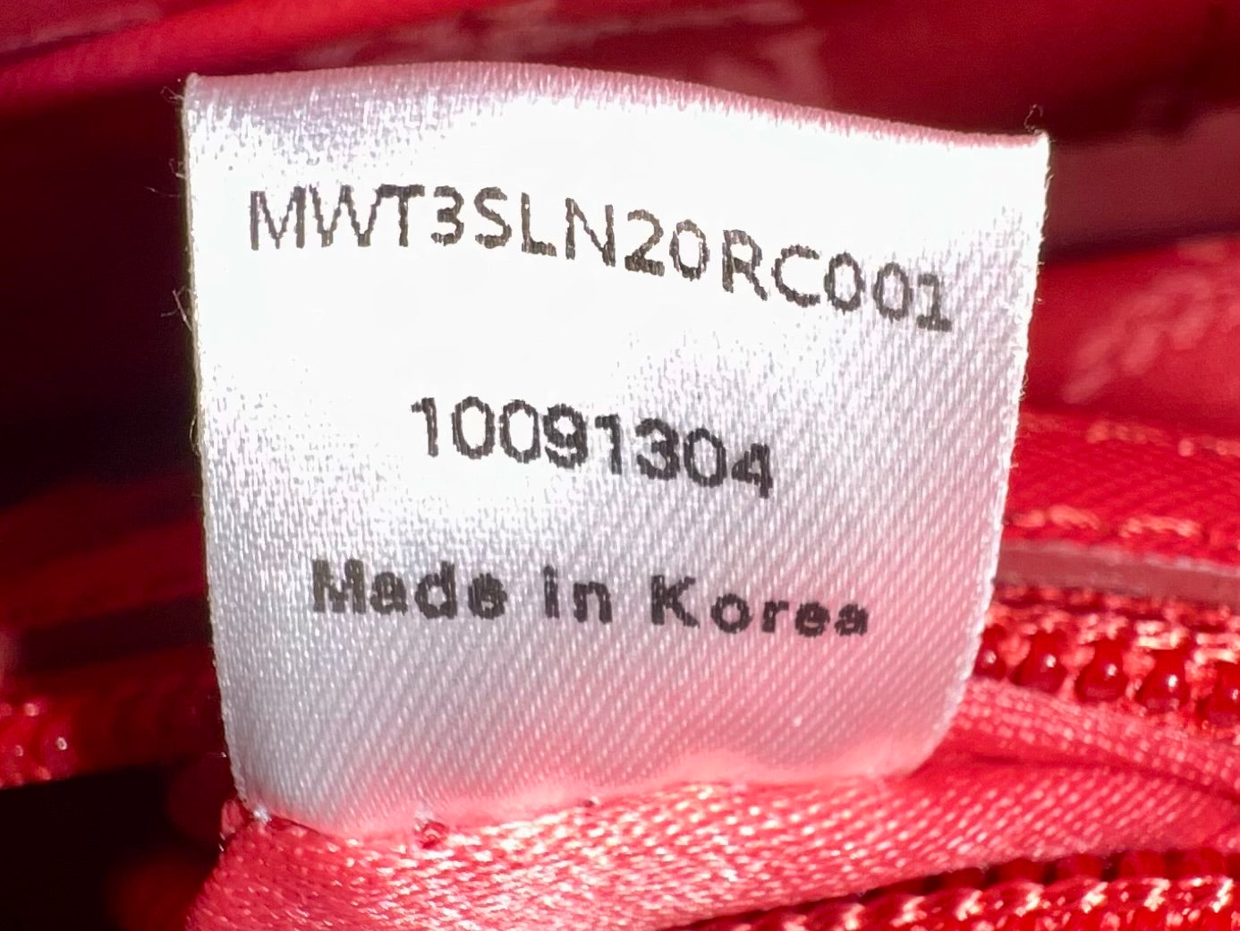 MCM SAFFIANO RED