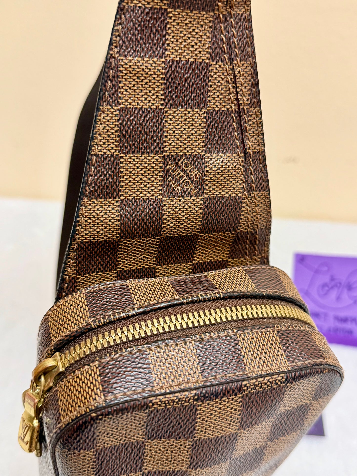 GERONIMO DAMIER 𝑩𝒖𝒎 𝒃𝒂𝒈