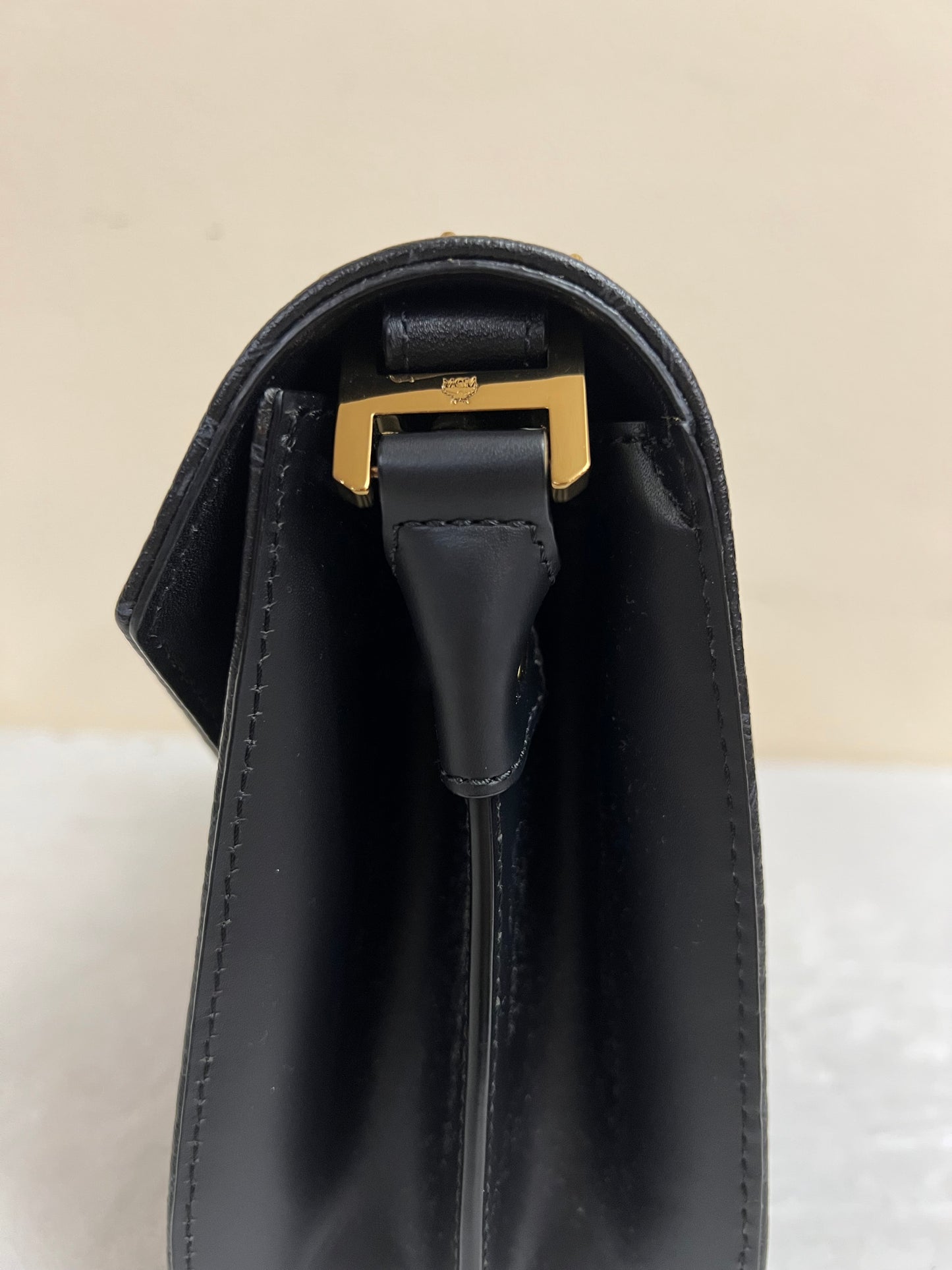 MCM PATRICIA STUDDED BLACK