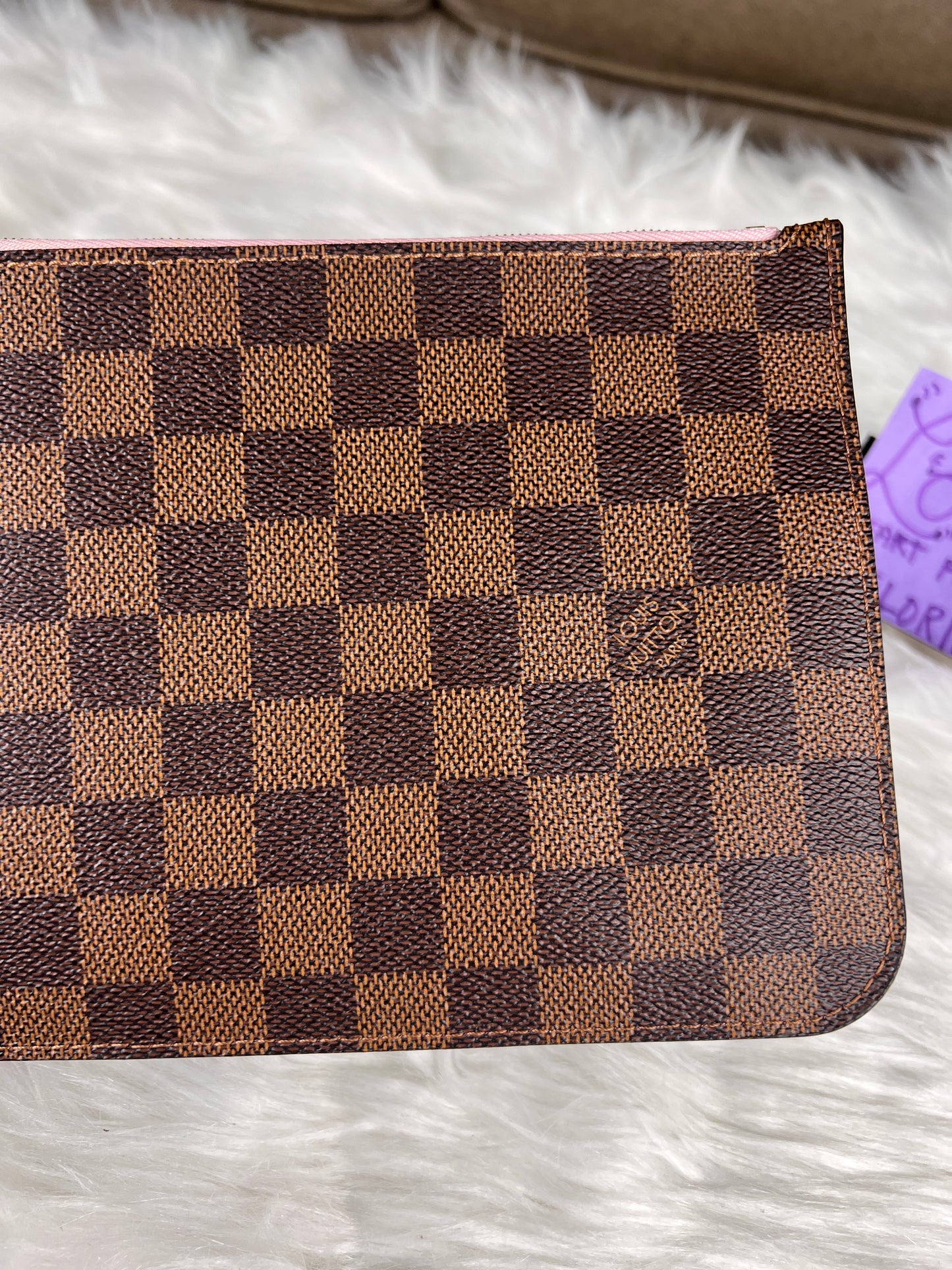 NEVERFULL POCHETTE MM DAMIER / LIGHT PINK INTERIOR