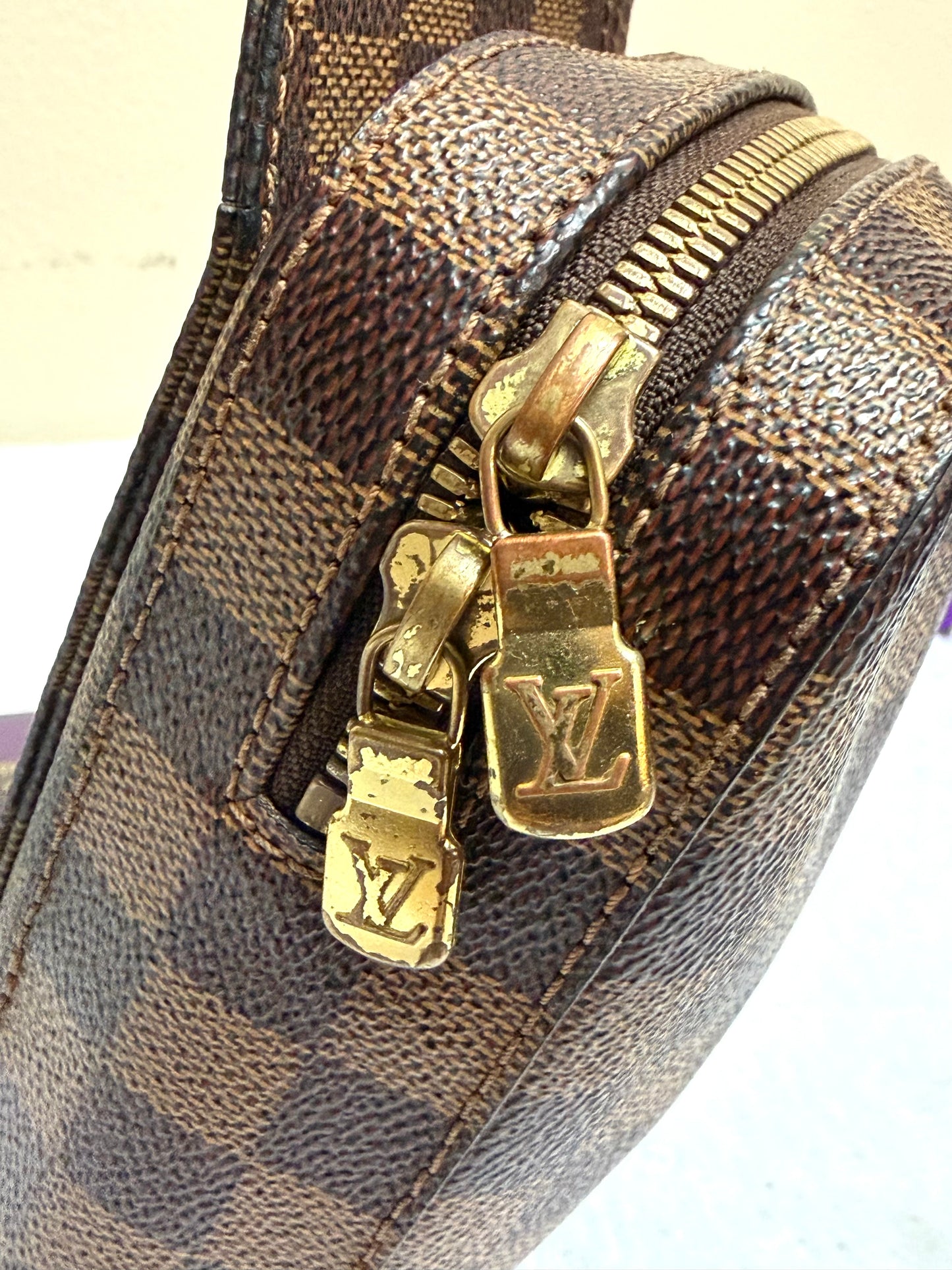 GERONIMO DAMIER 𝑩𝒖𝒎 𝒃𝒂𝒈