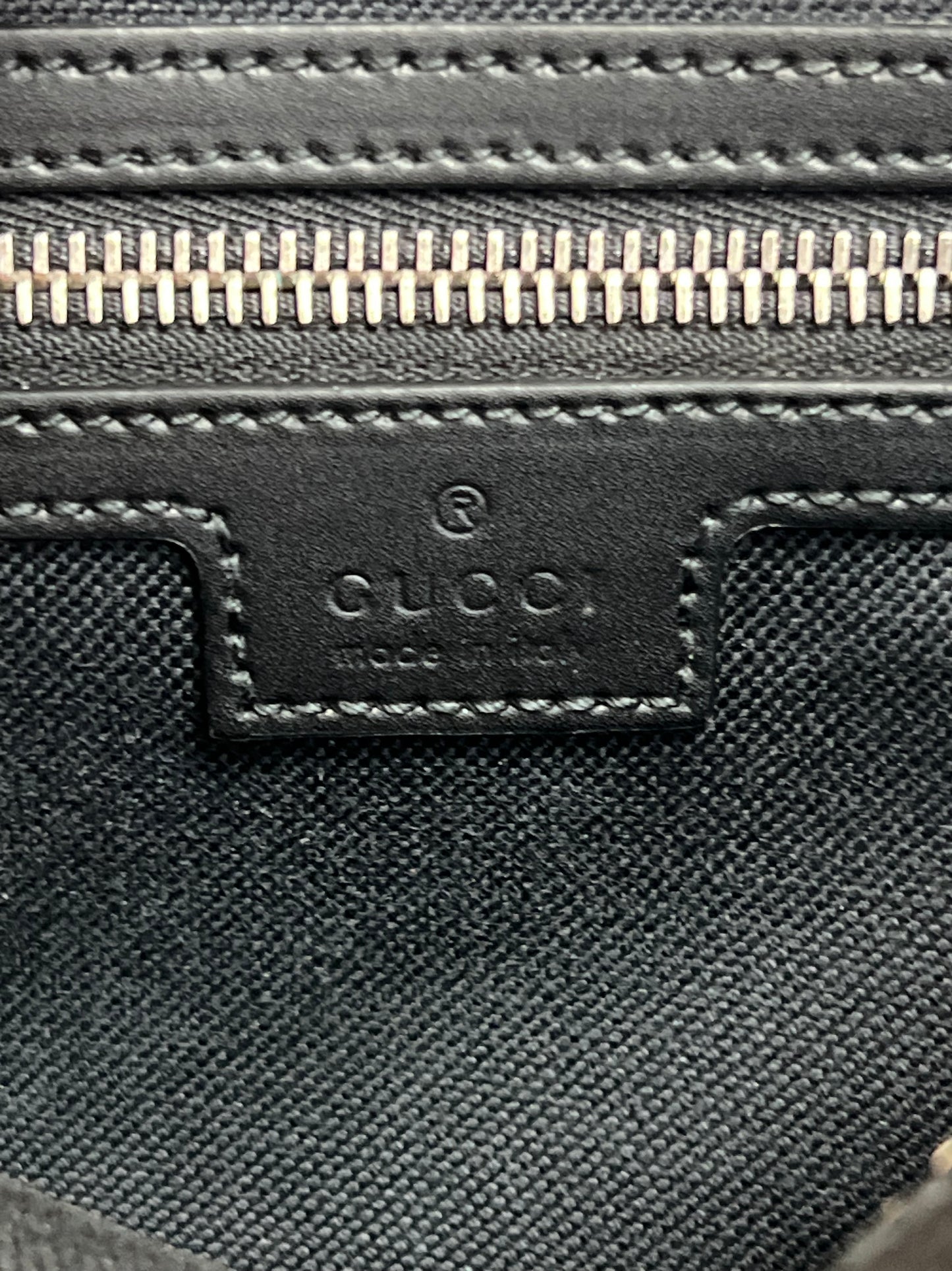 SUPREME BELTBAG