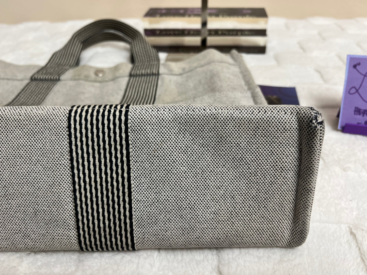 H_E_R_M_ES TOTE