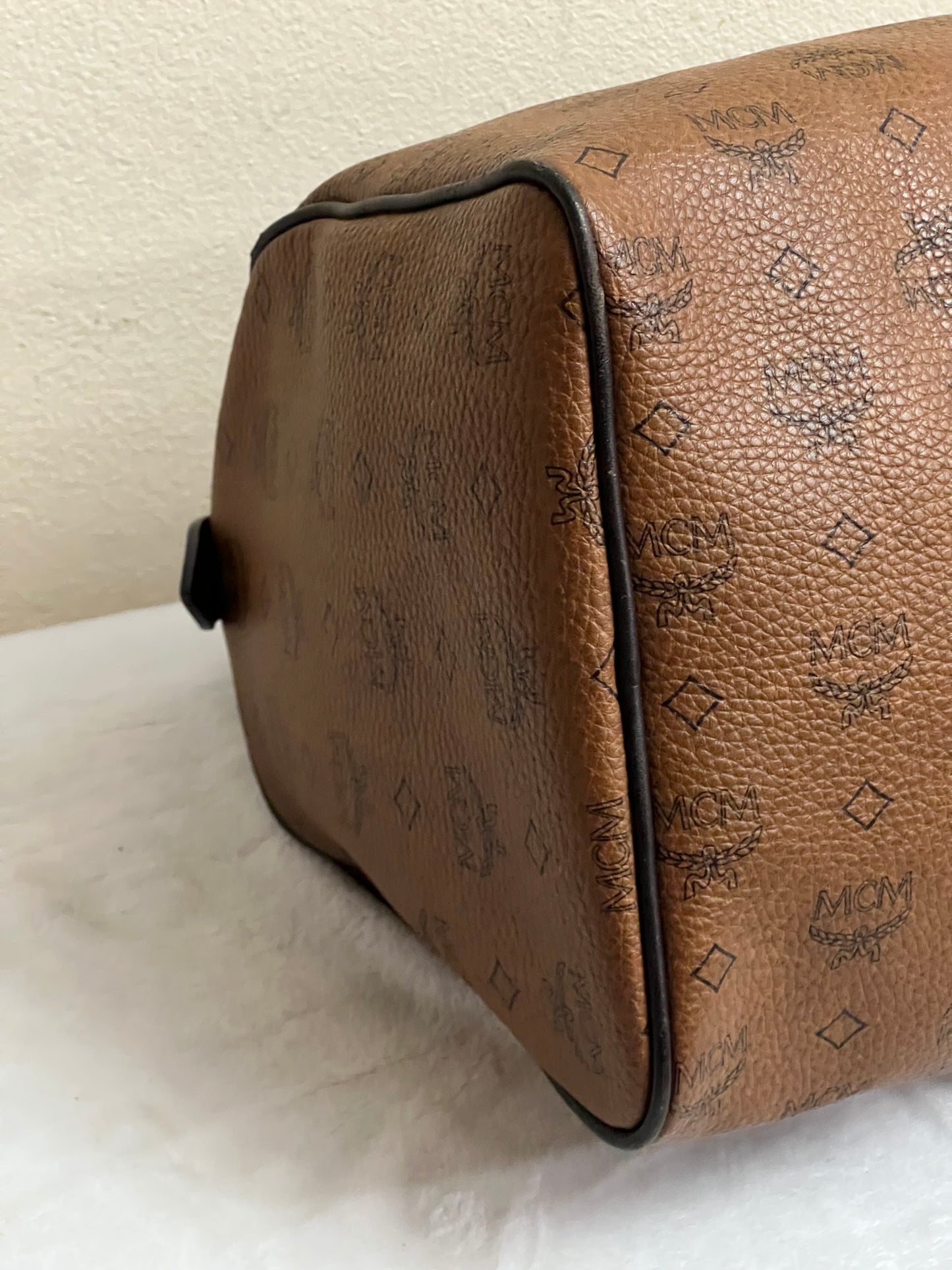 CHOCO DUFFLE 40 w/ BONE