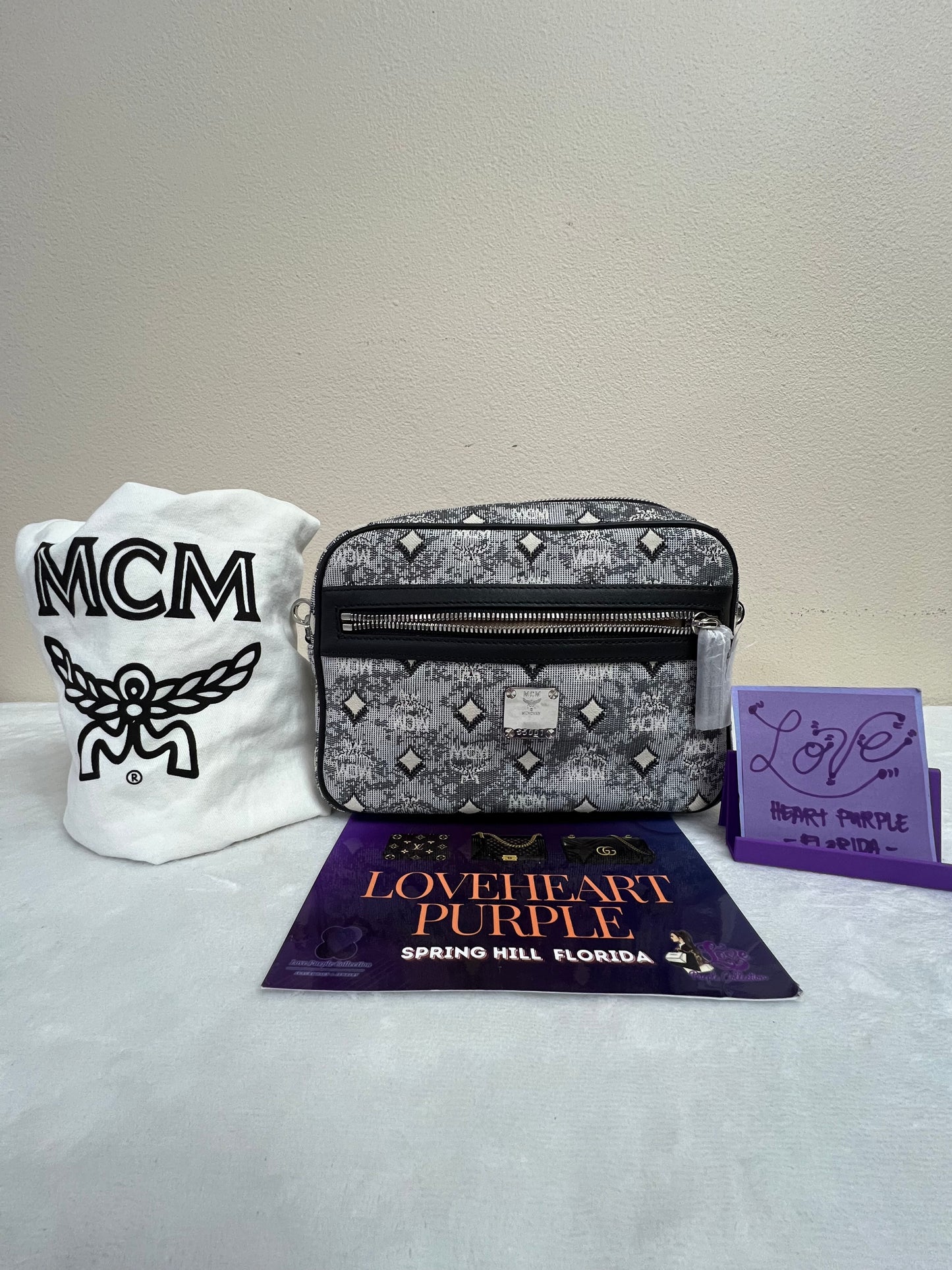MCM AREN MESSENGER BAG