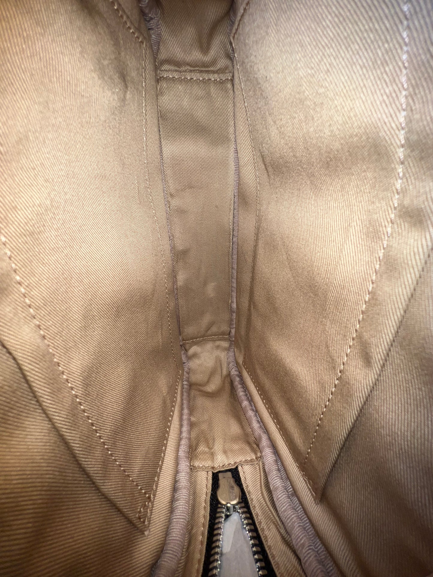MCM AREN MESSENGER BAG