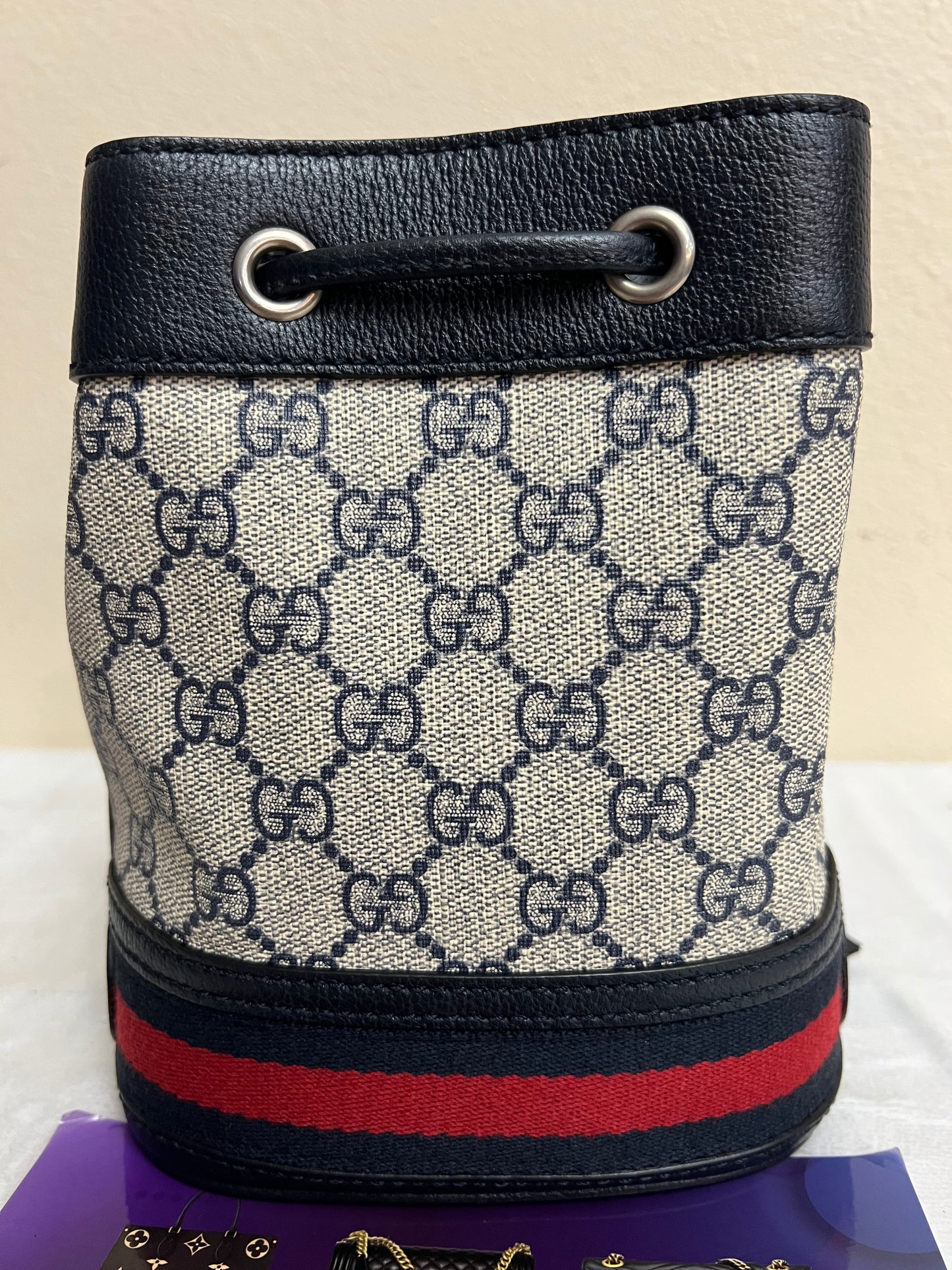 NAVY BUCKET