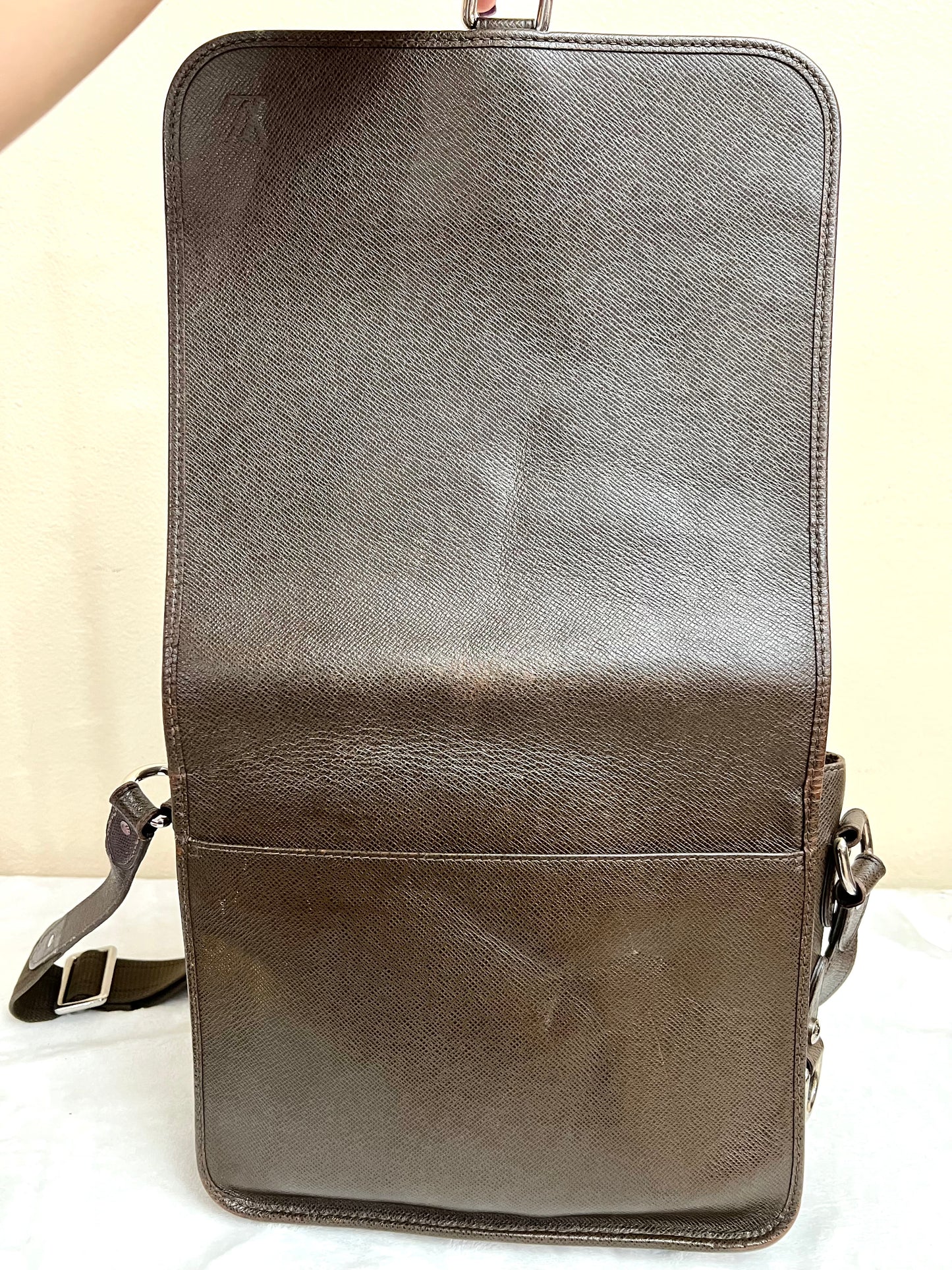 ANDRIE MESSENGER TAIGA