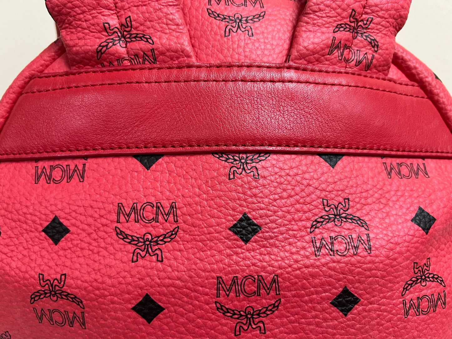 MCM RED BAGPACK LTD