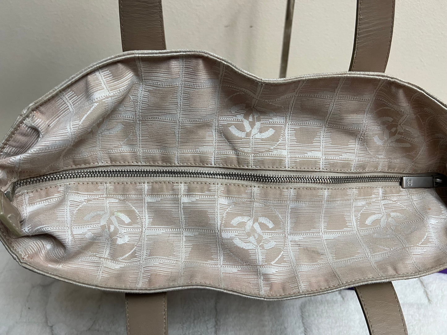 TRAVEL LINE TOTE