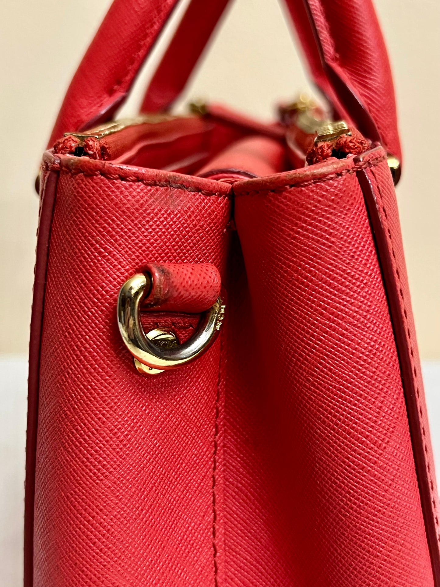 MCM SAFFIANO RED