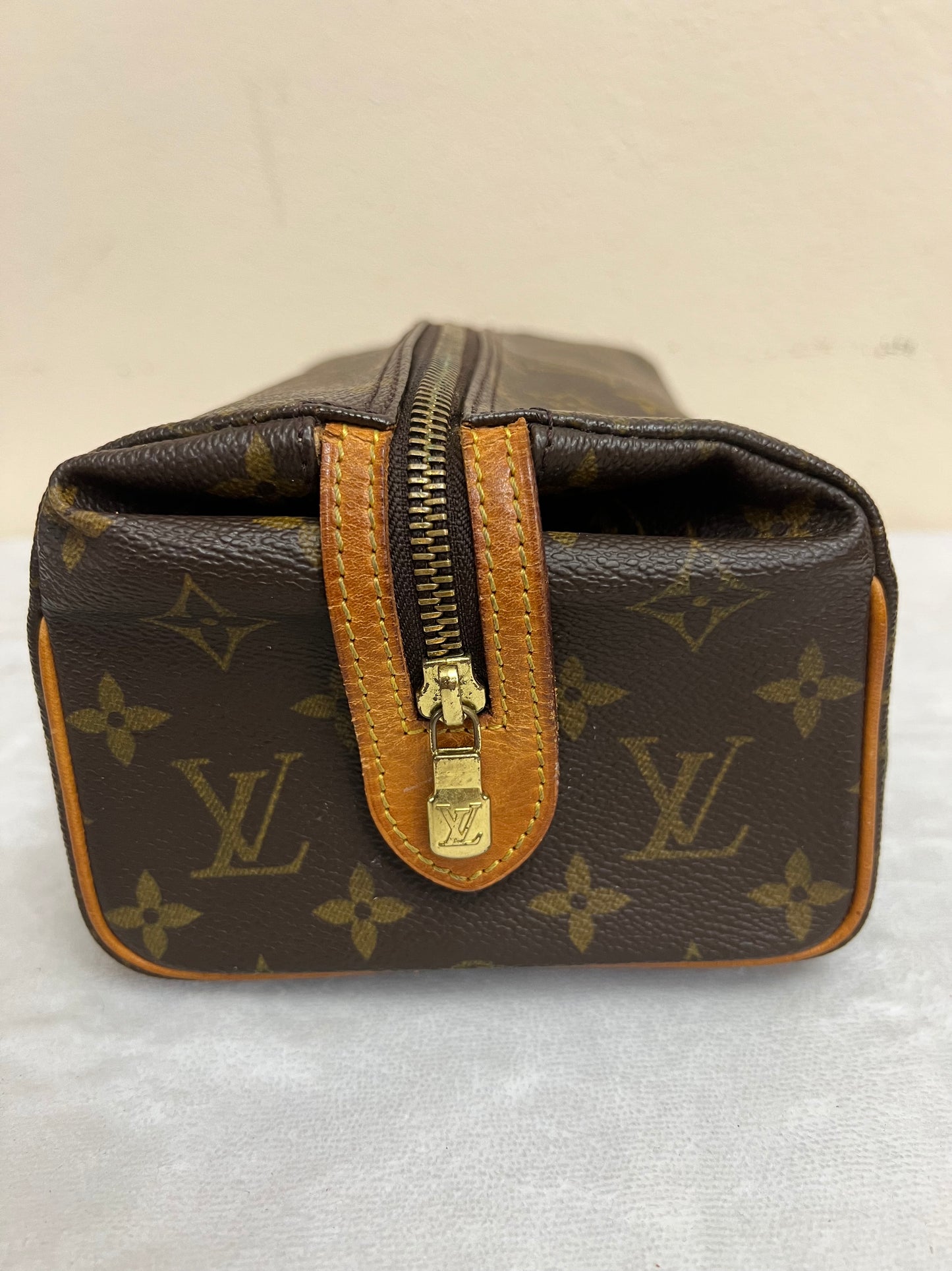PATTE PRESSION COSMETIC POUCH