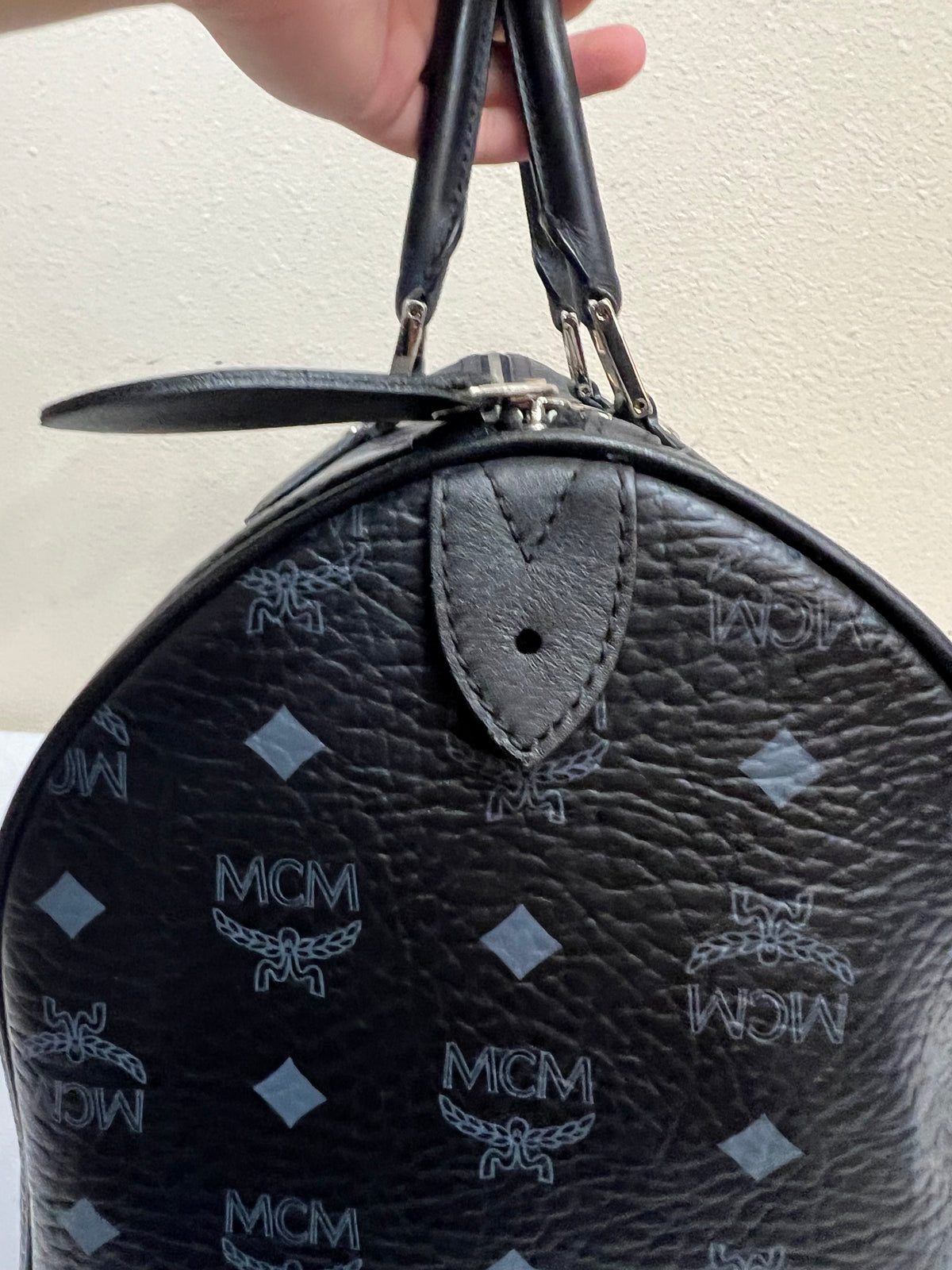 MCM DUFFLE 40 BLACK