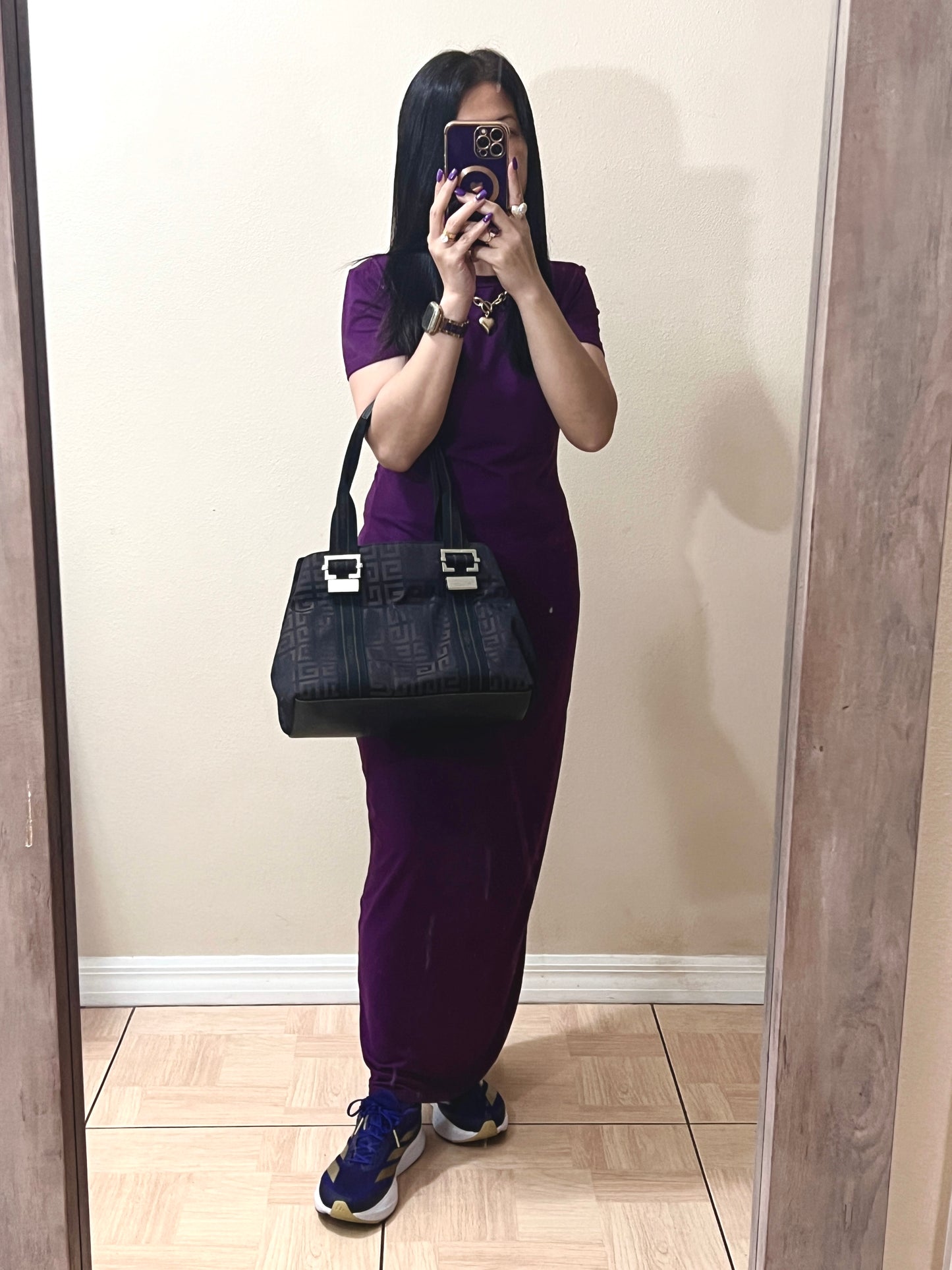 G_I_V_E_N_C_H_Y TOTE