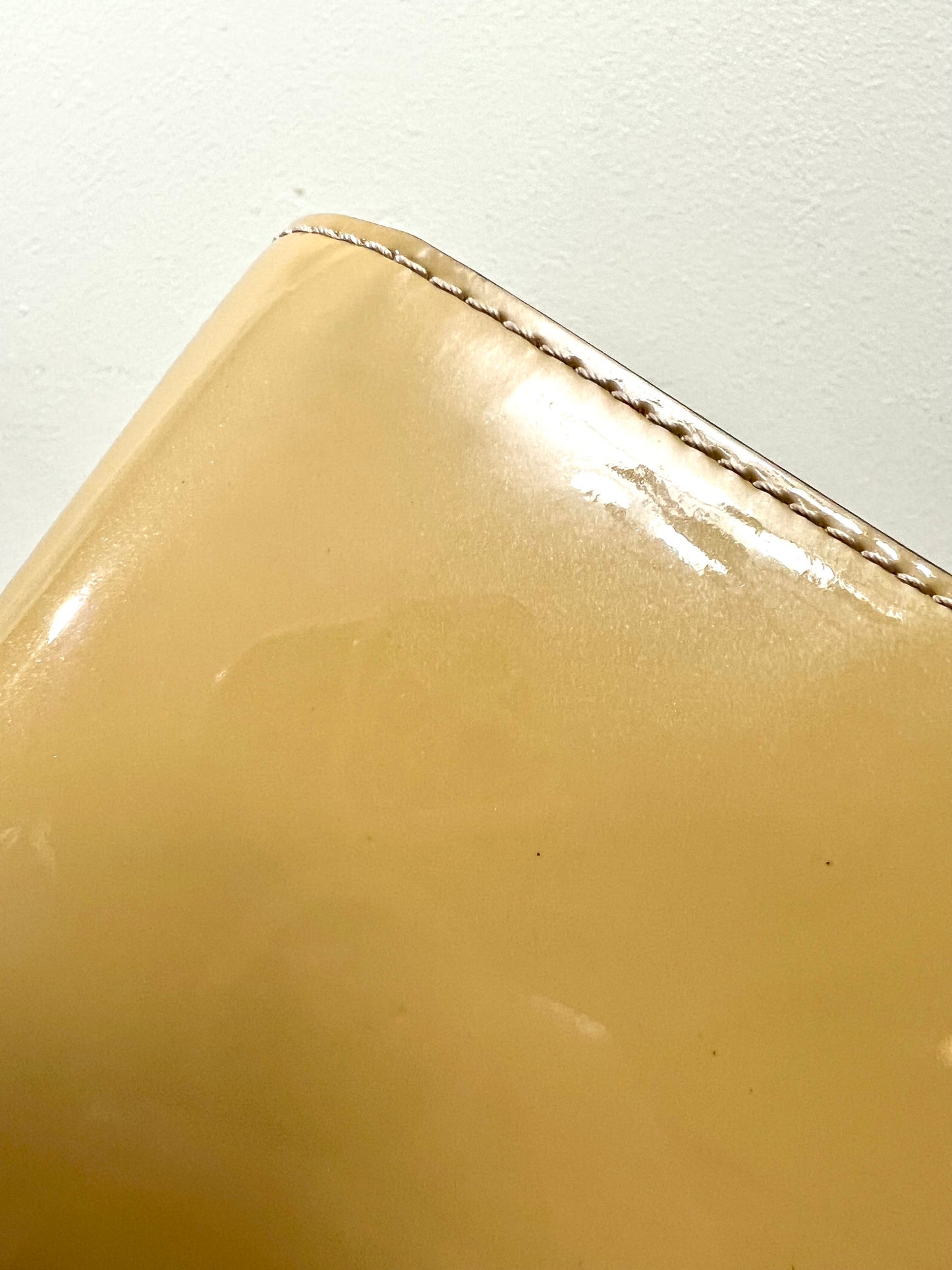 LOUISE CLUTCH VERNIS YELLOW