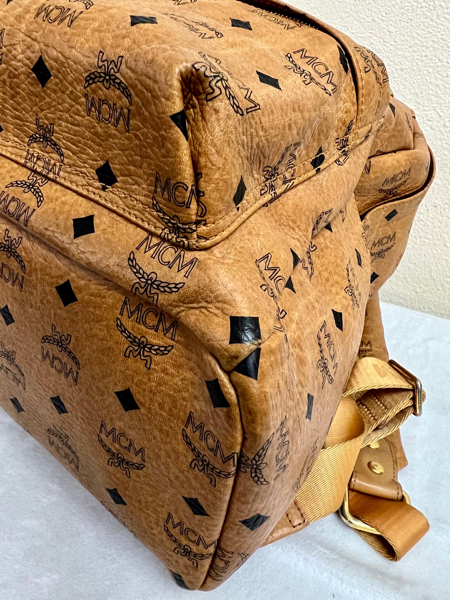 MCM BAGPACK COGNAC LIMITED EDITION