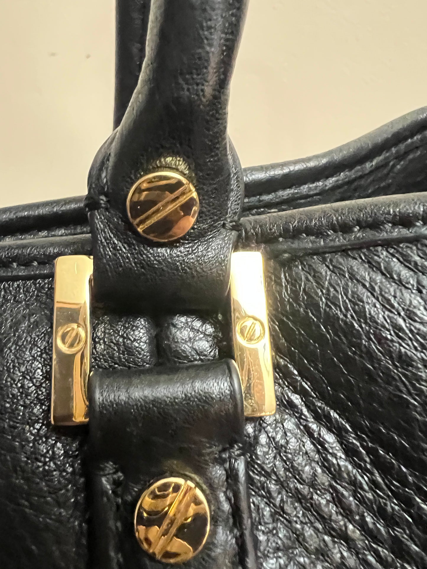 TO_RY BUR_CH TOTE