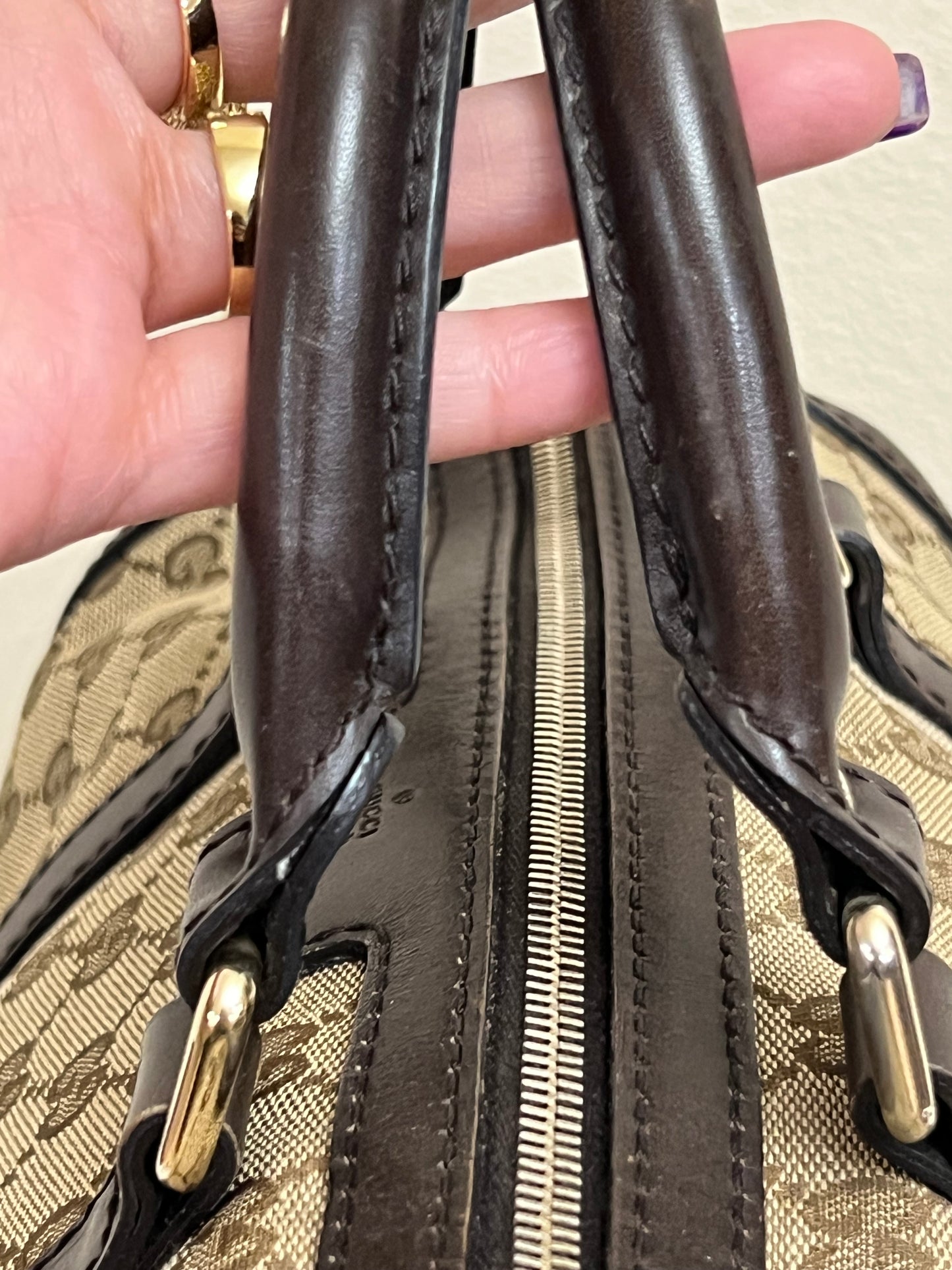 BOSTON CROSSBODY