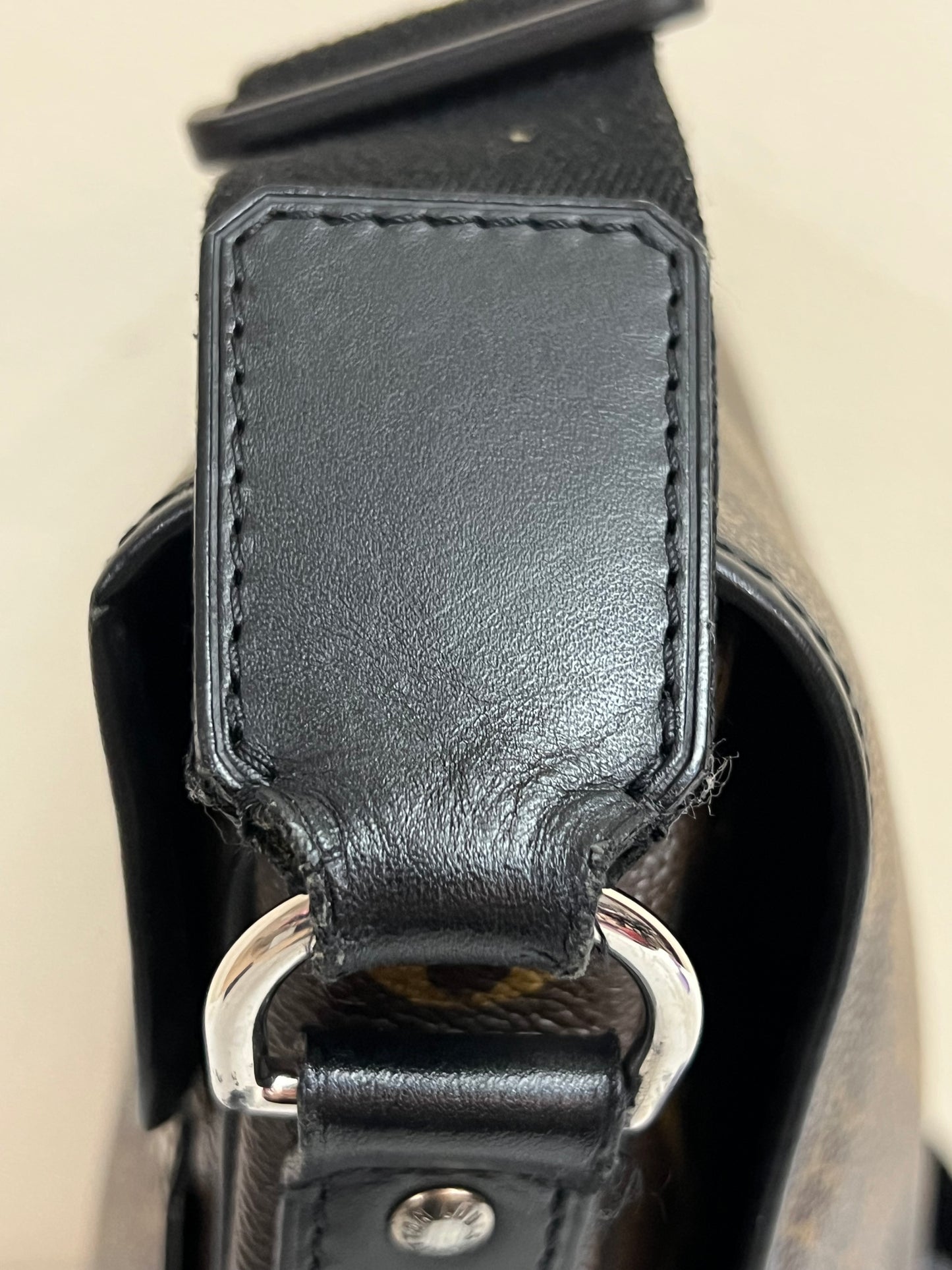 MACASAR CROSSBODY