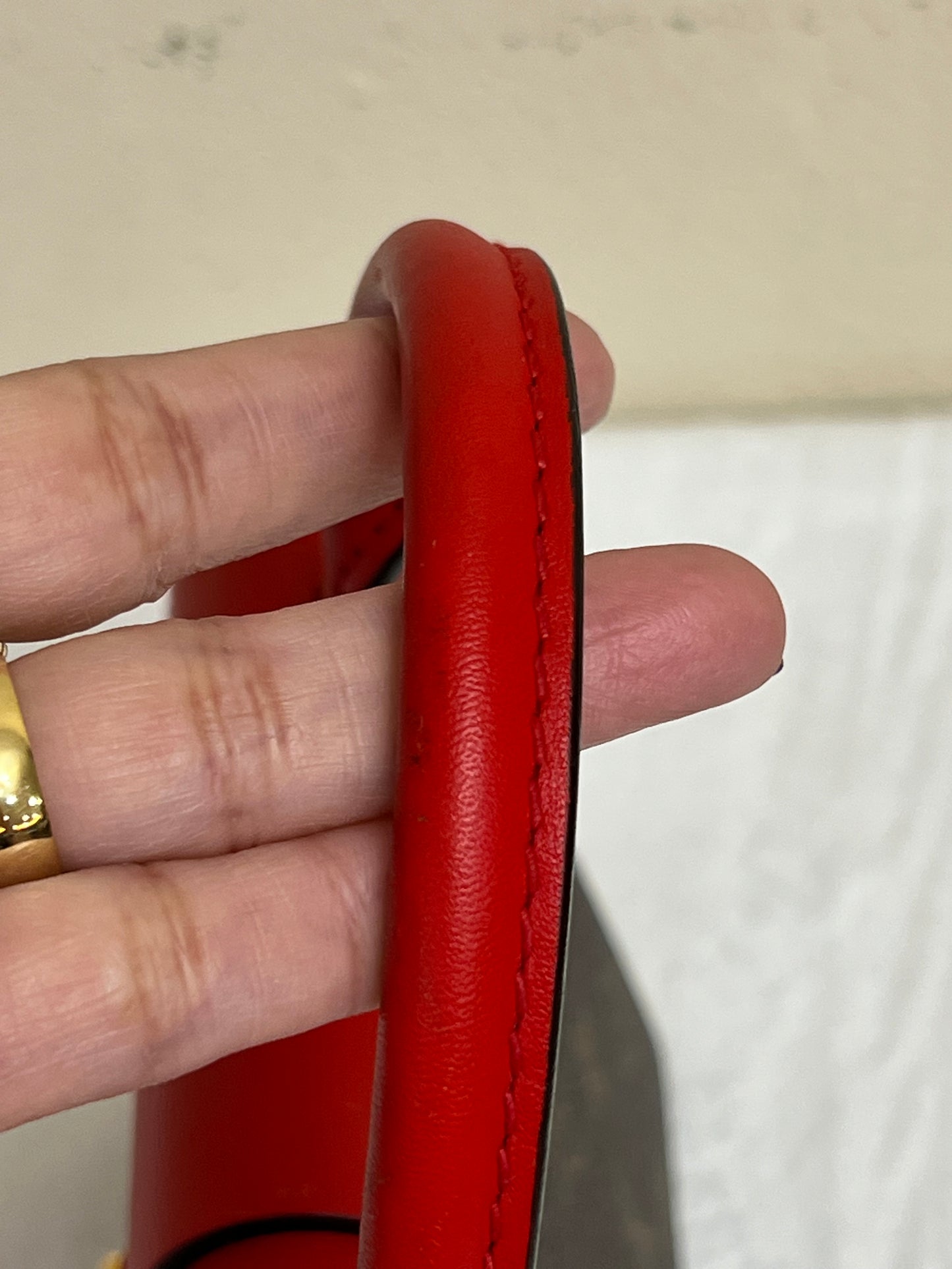 LOCKY BB RED