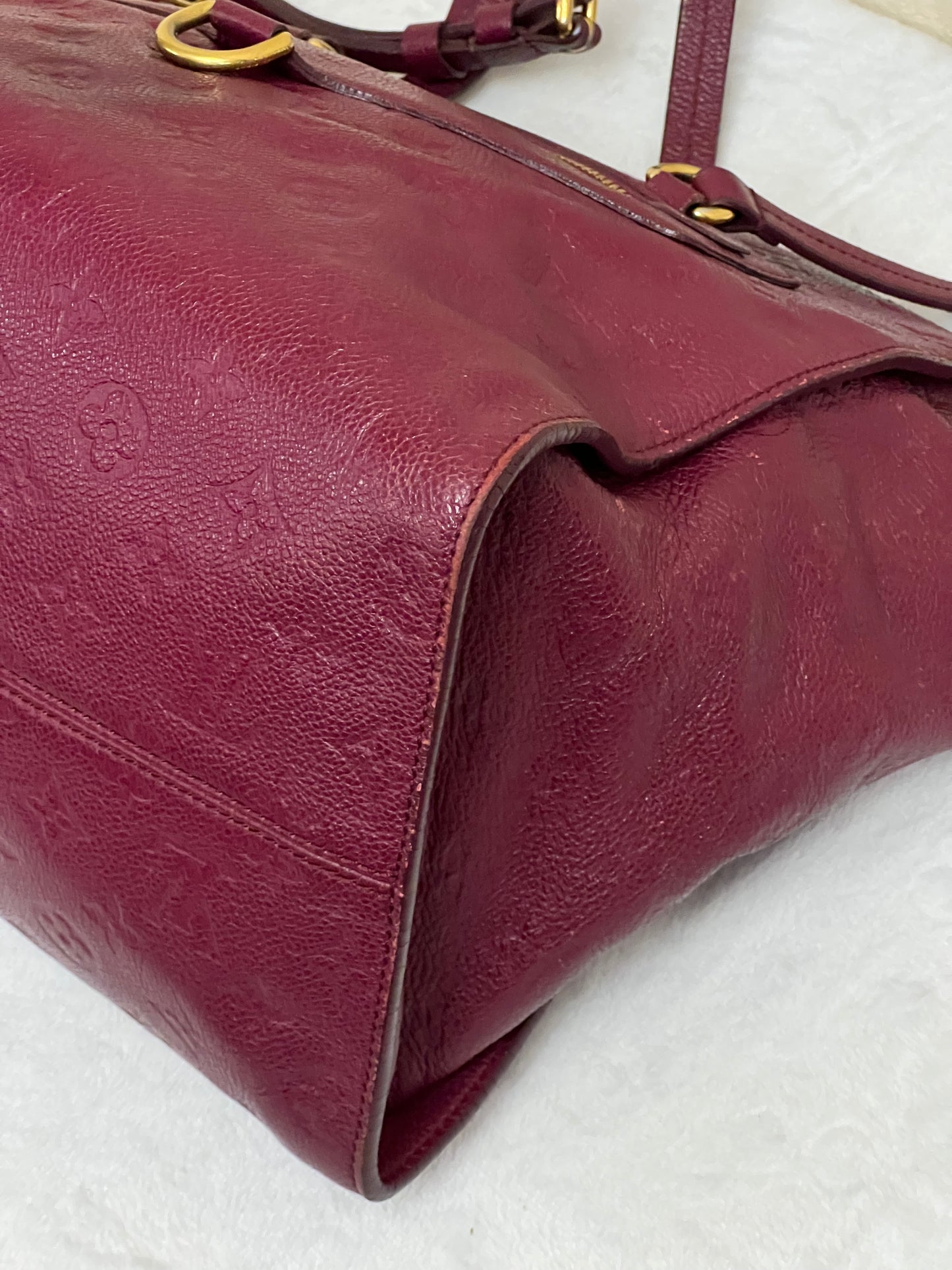 LUMINEUSE EMPRIENTE BURGUNDY