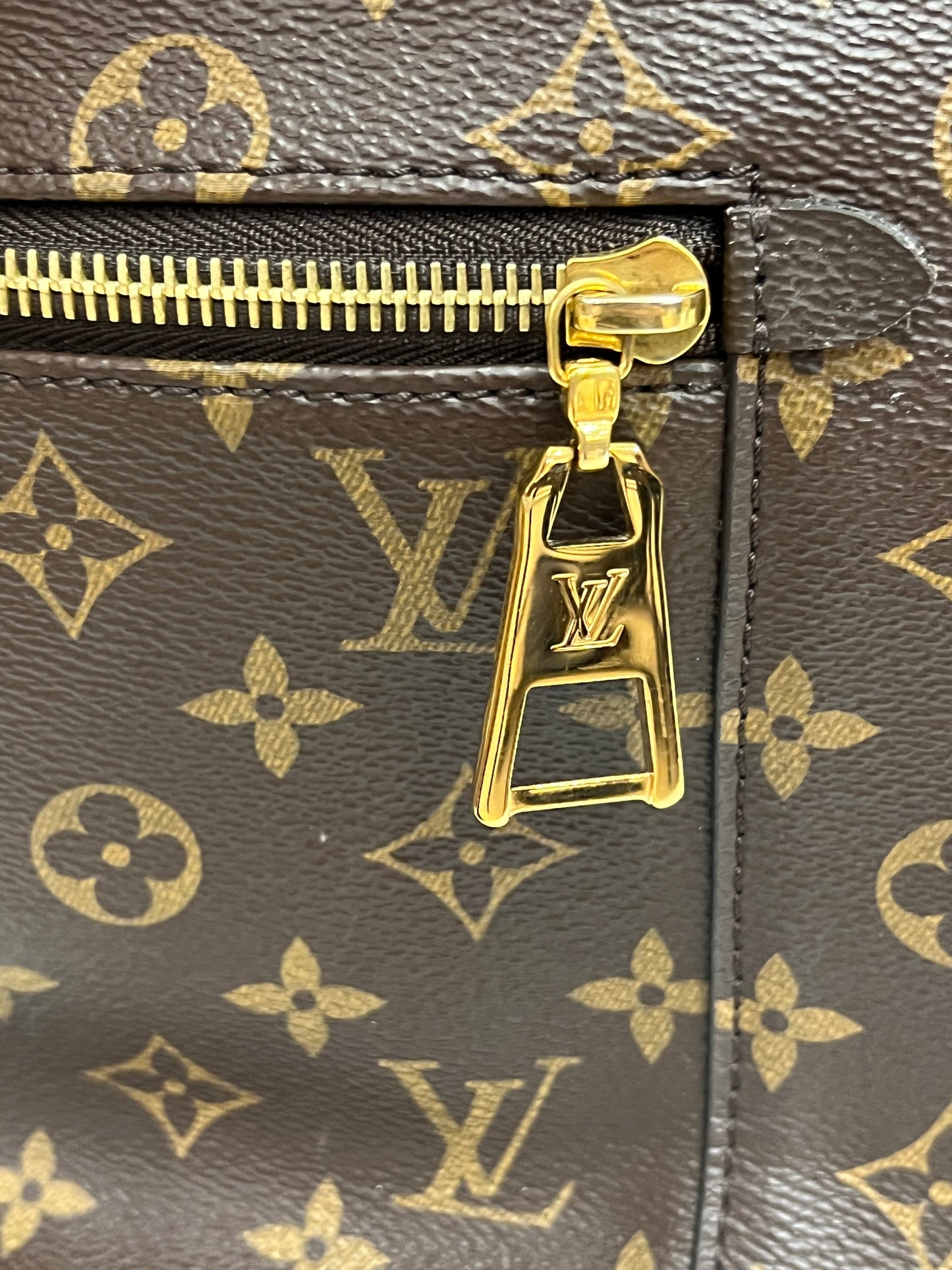MELIE MONOGRAM