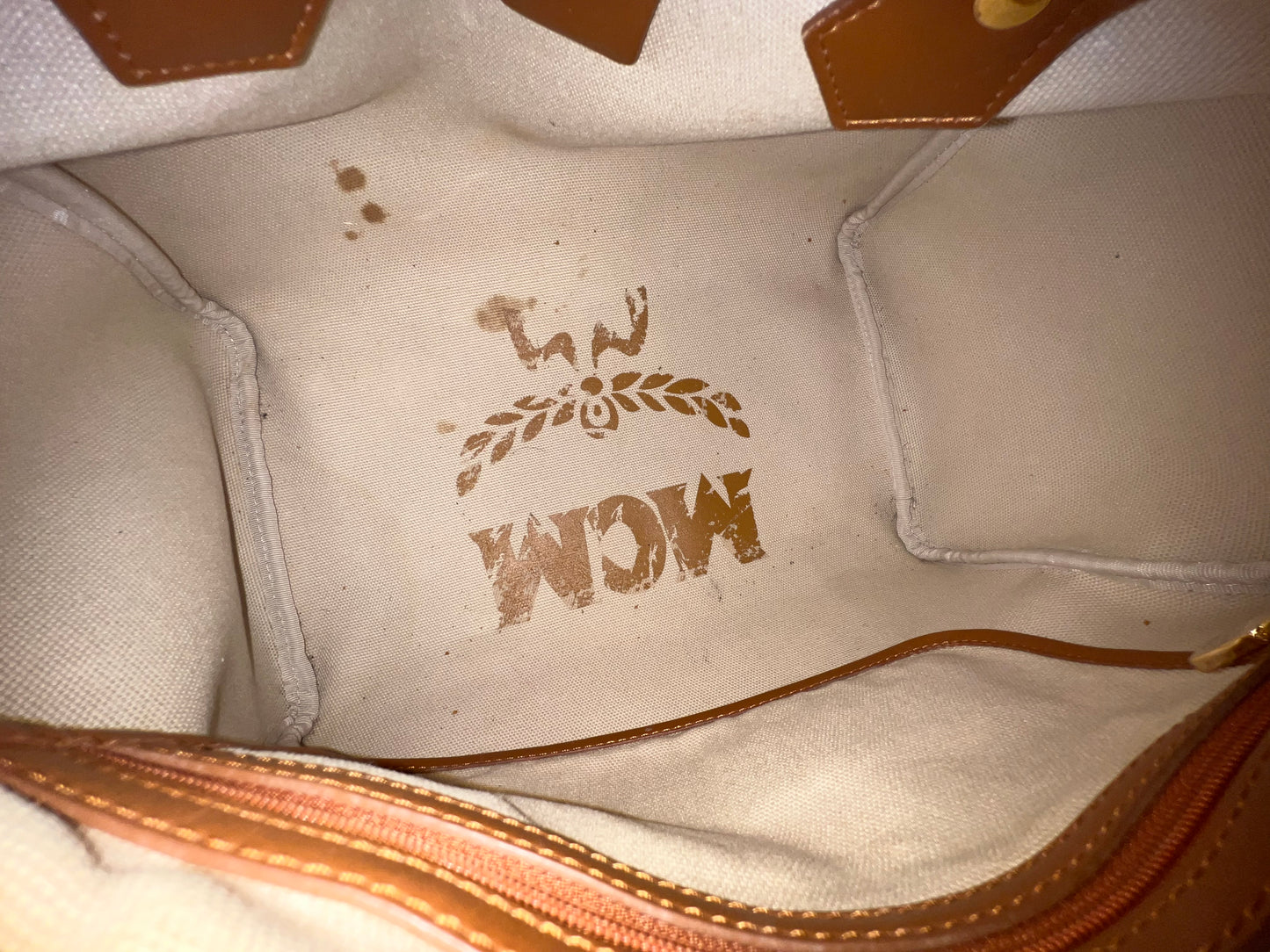MCM BOSTON /W BONE