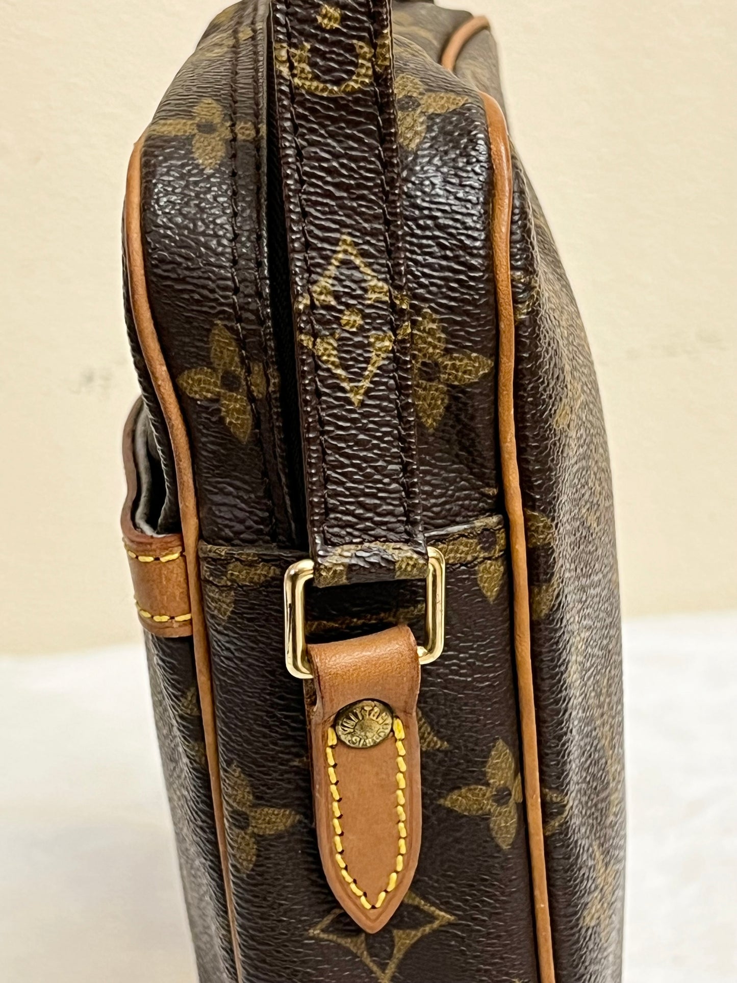 DANUBE CROSSBODY