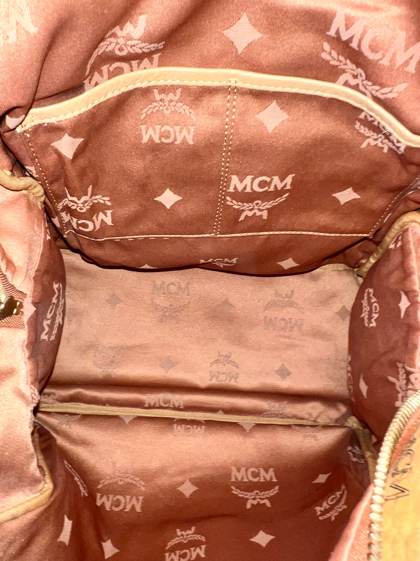 MCM BAGPACK COGNAC LIMITED EDITION