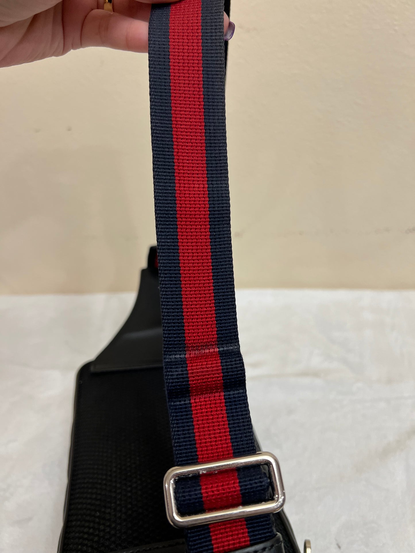 SUPREME BELTBAG