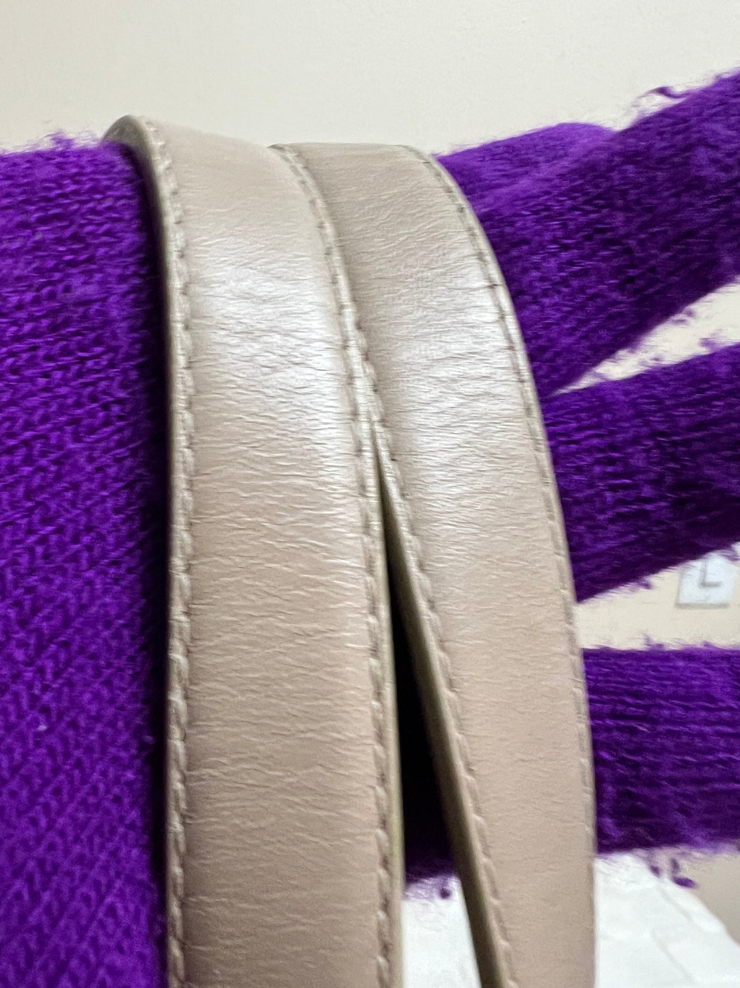 TRAVEL LINE TOTE